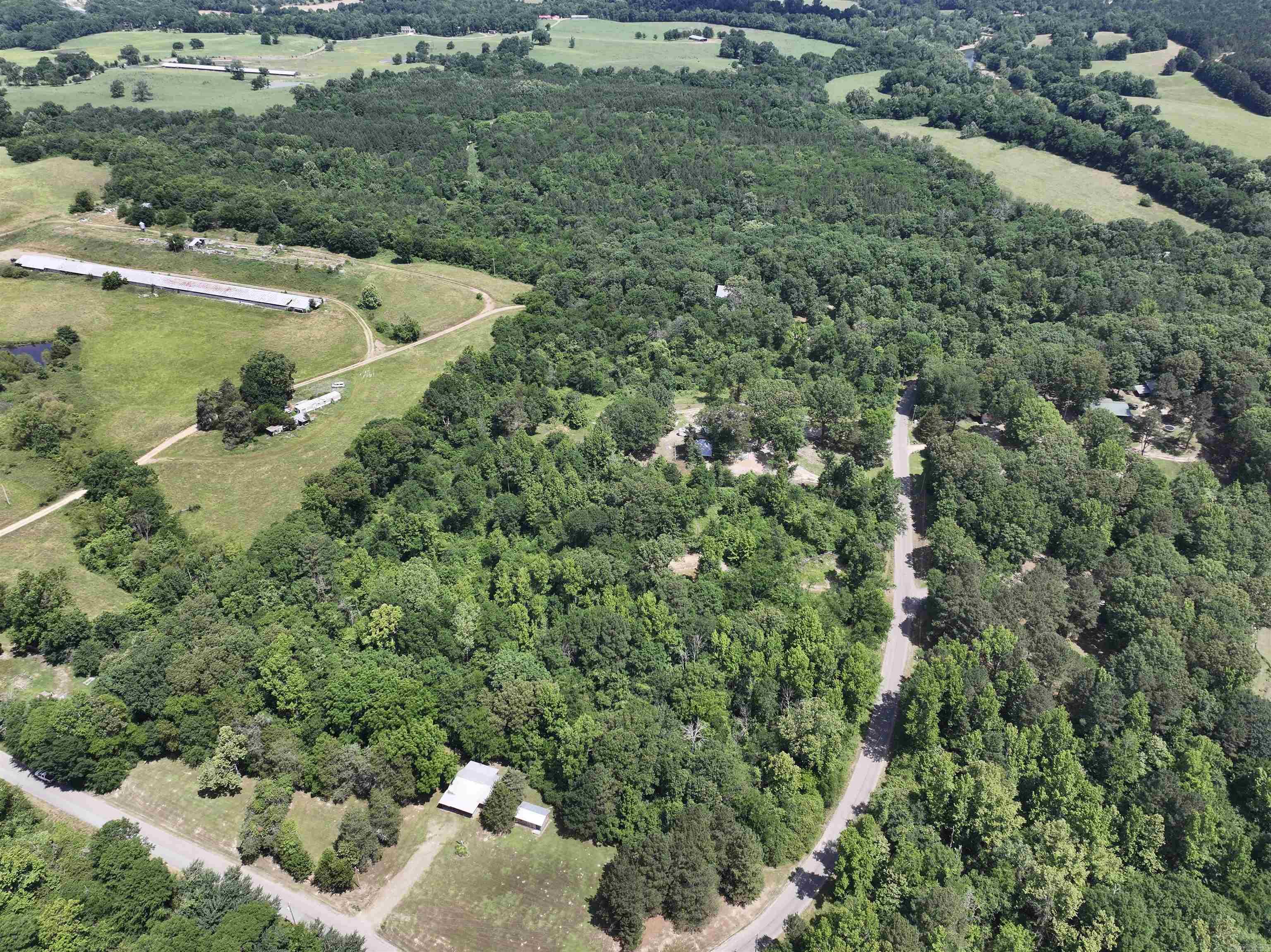21  CHRIS ROAD  Amity, AR
