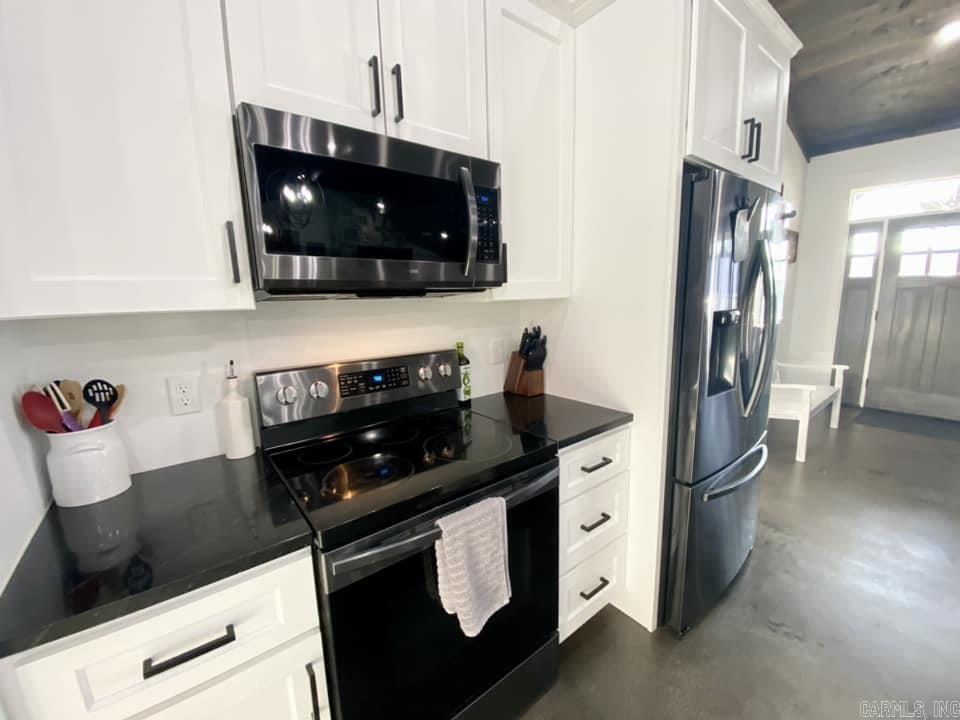 525  Harding Blvd  Mountain View, AR