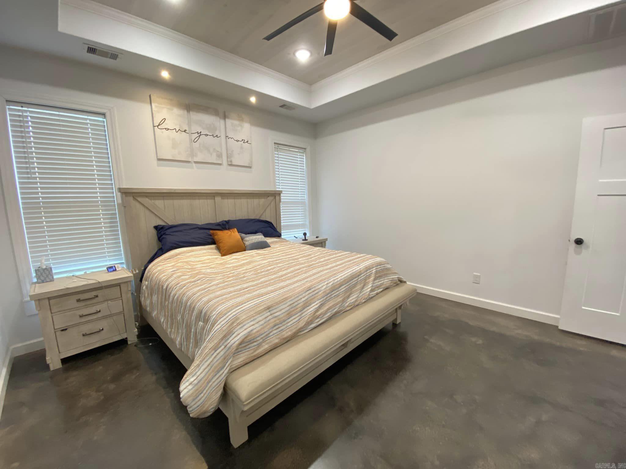 525  Harding Blvd  Mountain View, AR