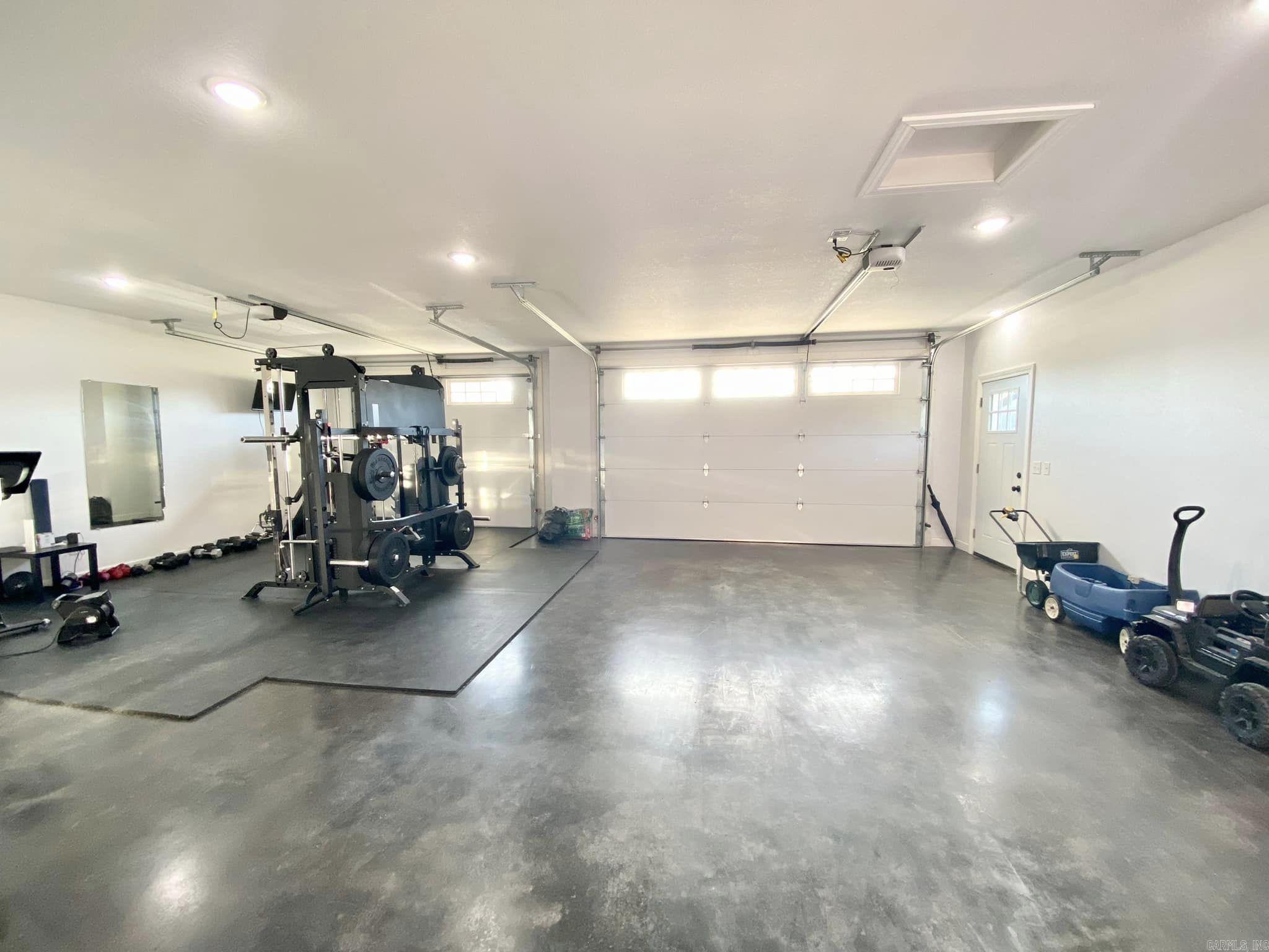 525  Harding Blvd  Mountain View, AR