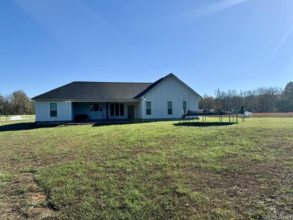 525  Harding Blvd  Mountain View, AR