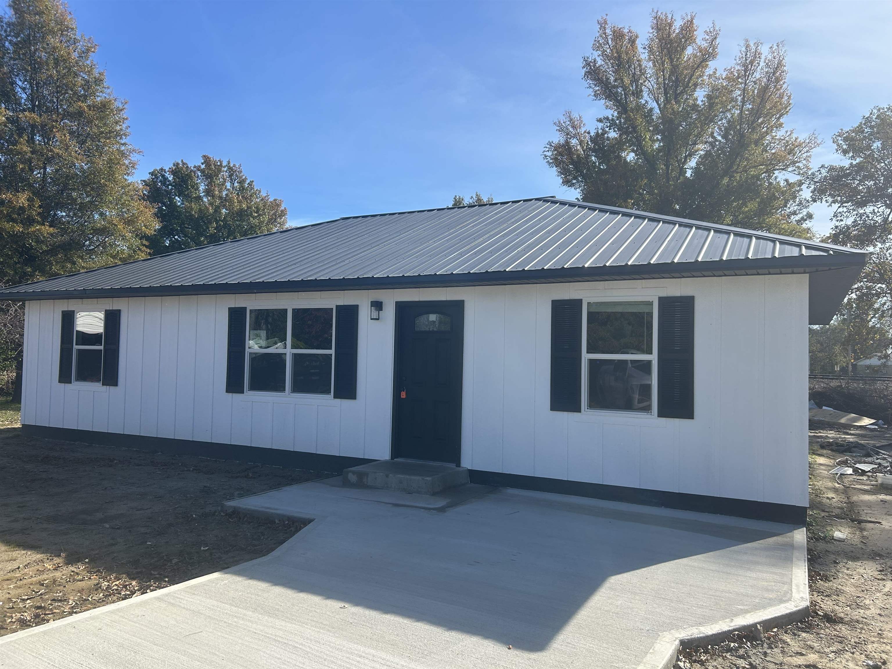 100 NW Randolph  Hoxie, AR