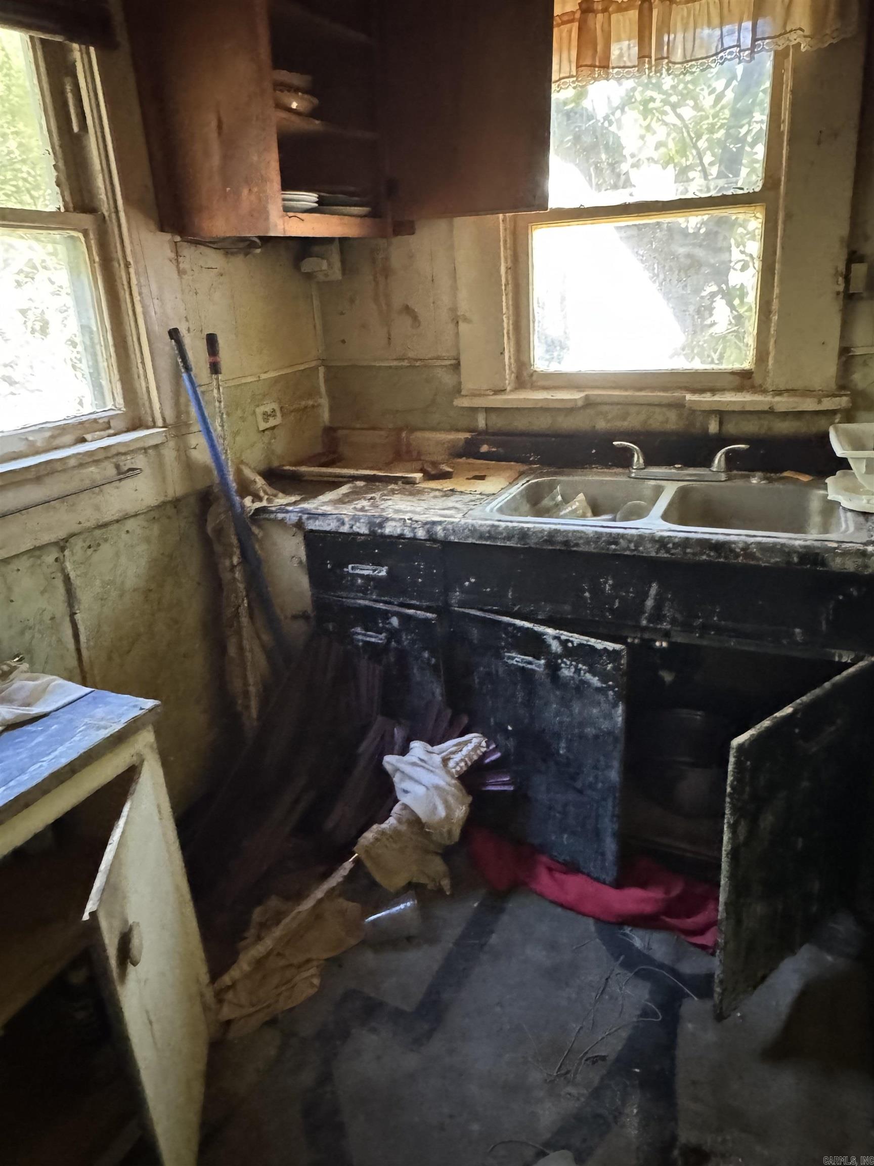 810 E Cook  El Dorado, AR