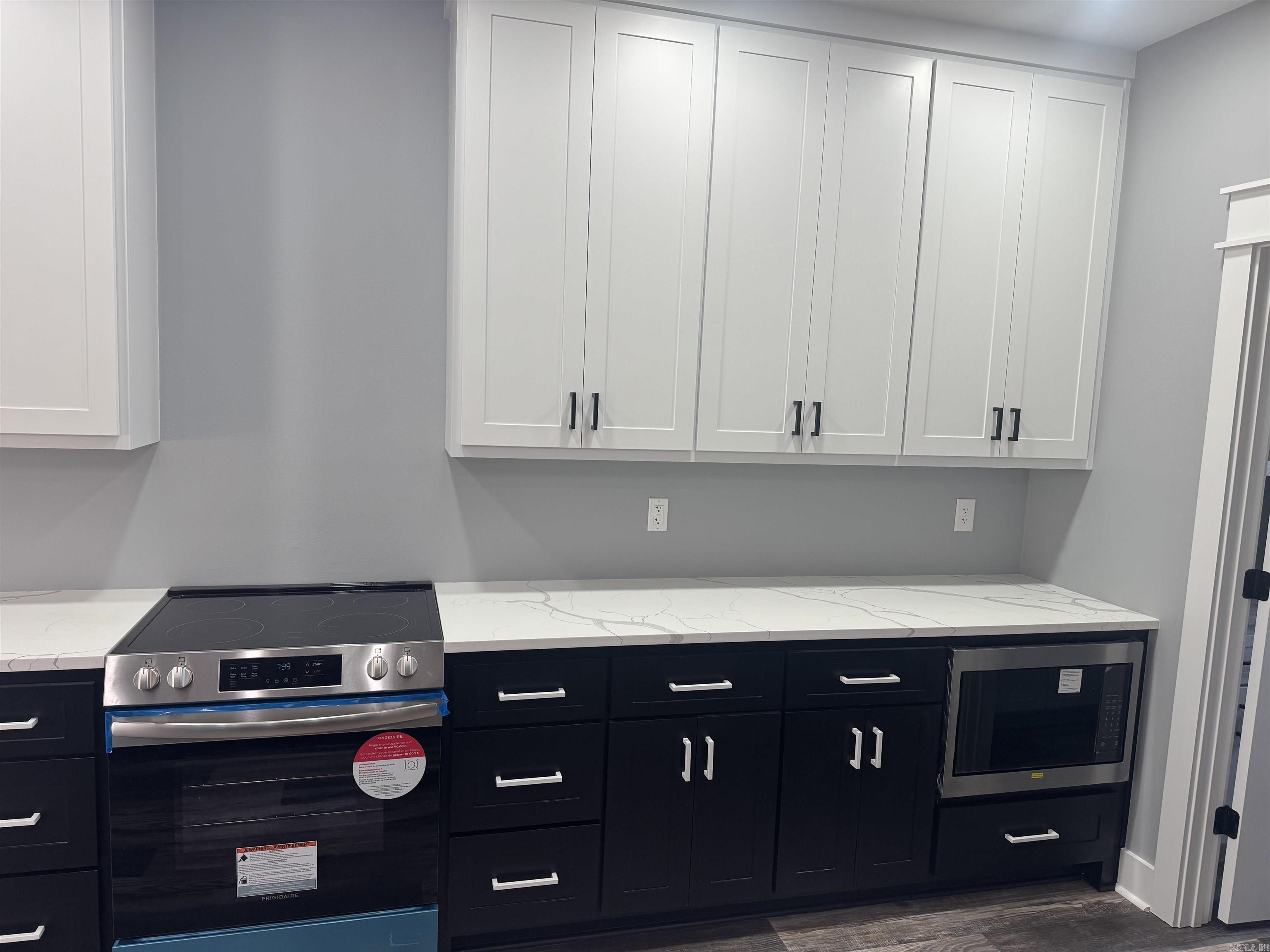 1128  Duke  Bauxite, AR