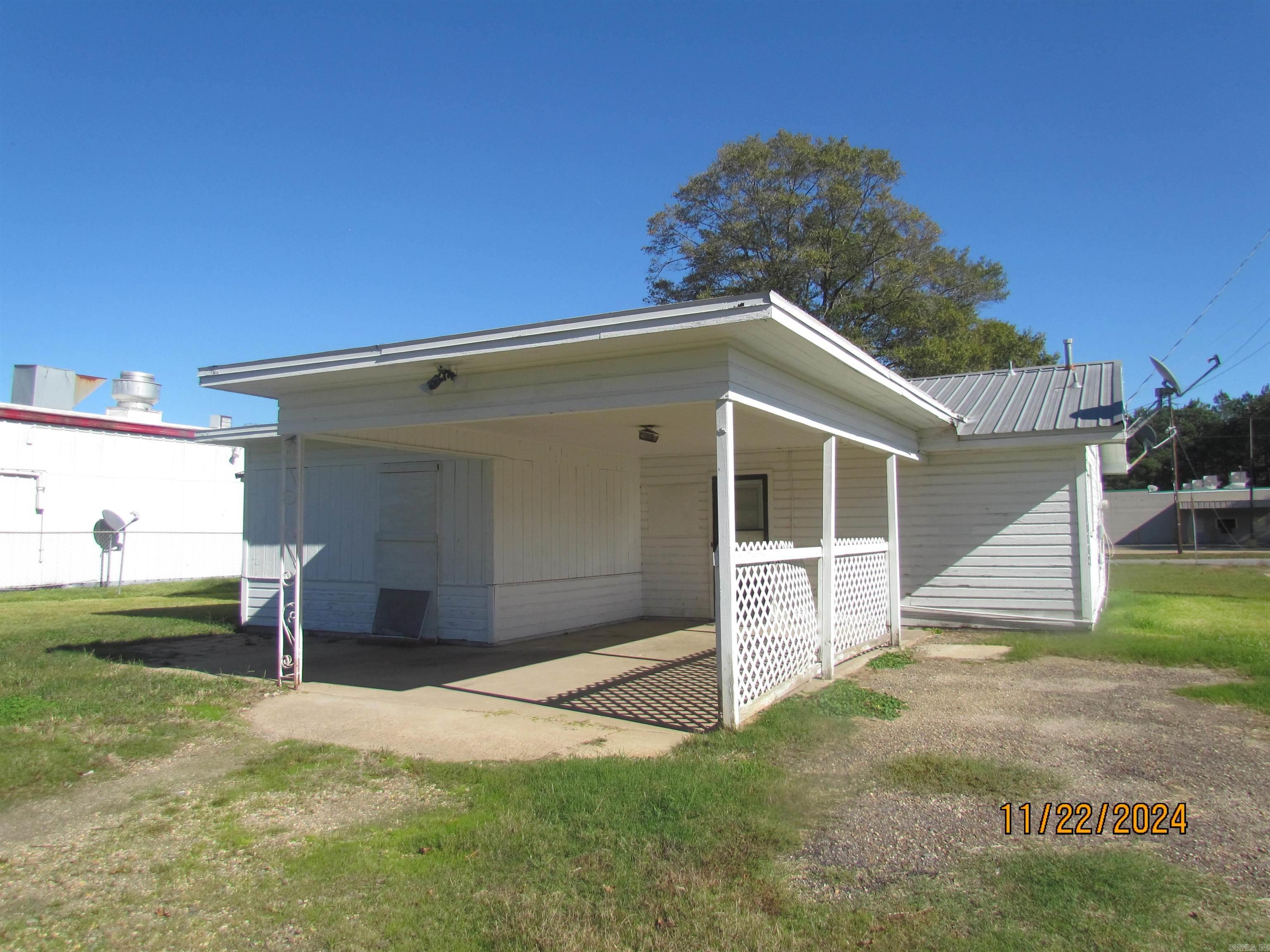 701 N Main  Hamburg, AR