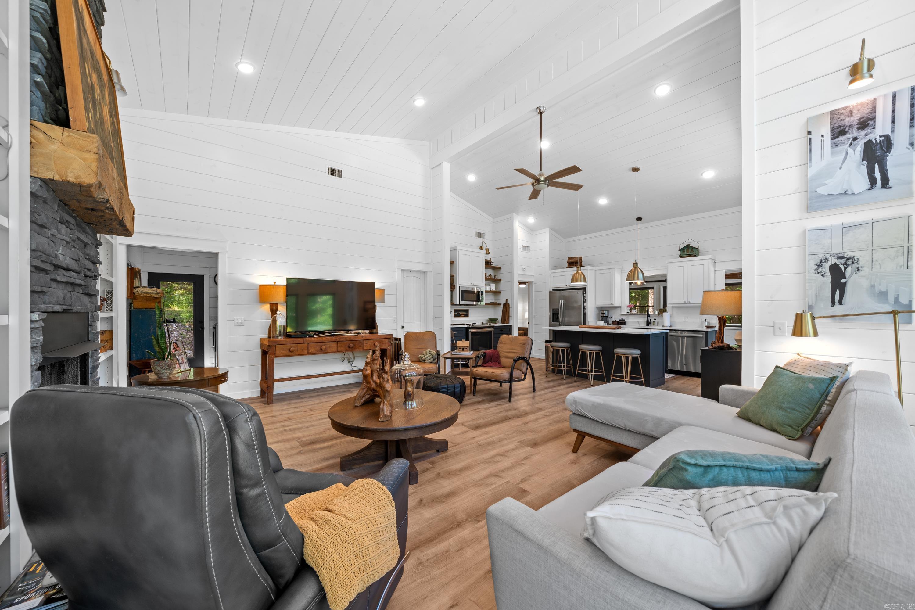 9048  Albert Pike  Royal, AR