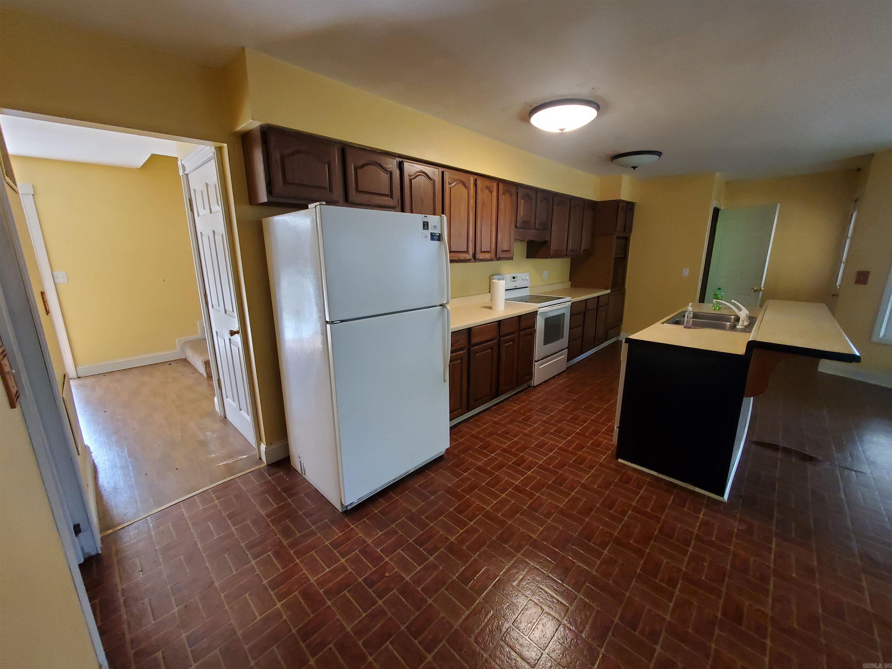 771  CR 341  Piggott, AR