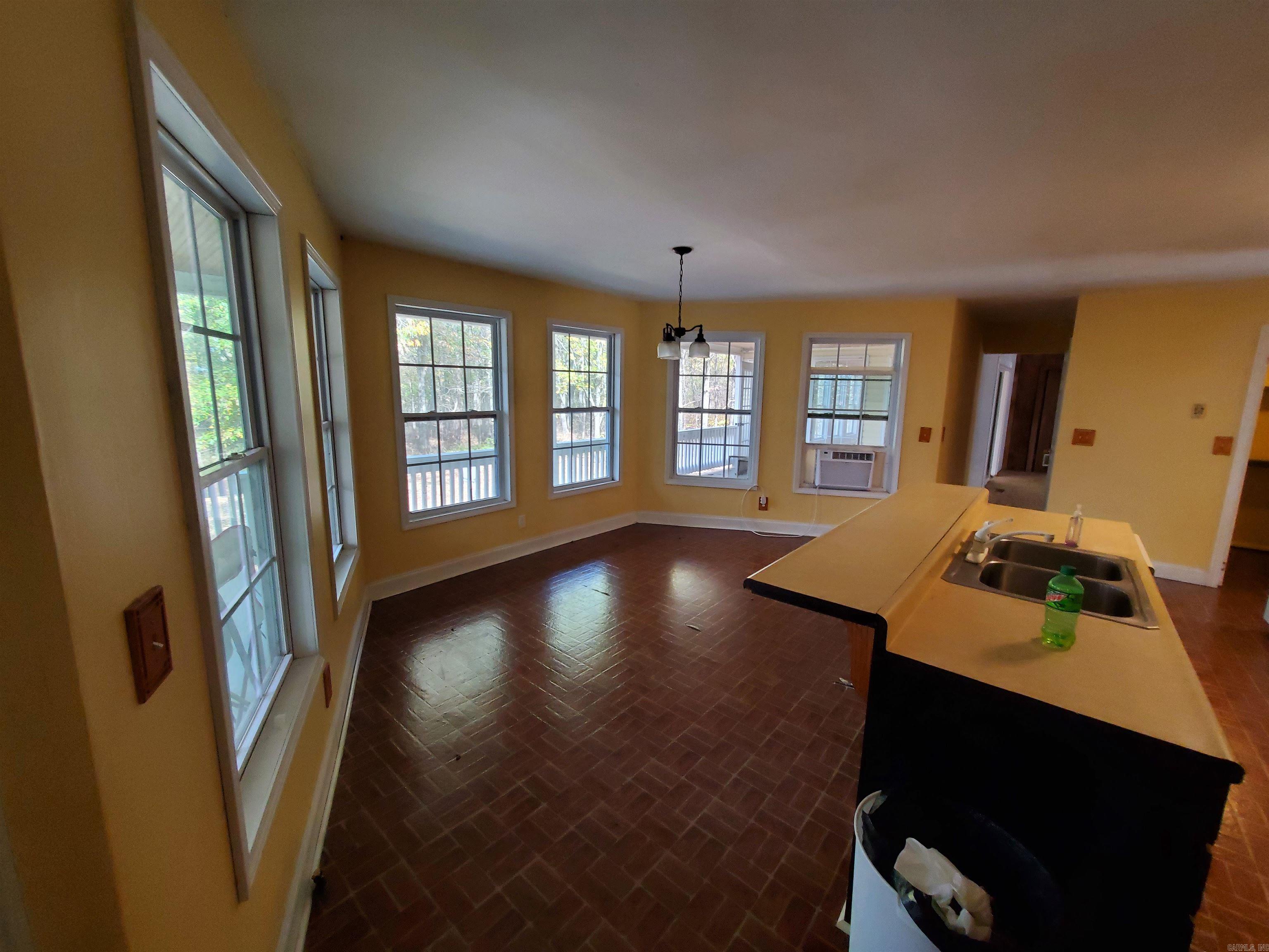 771  CR 341  Piggott, AR