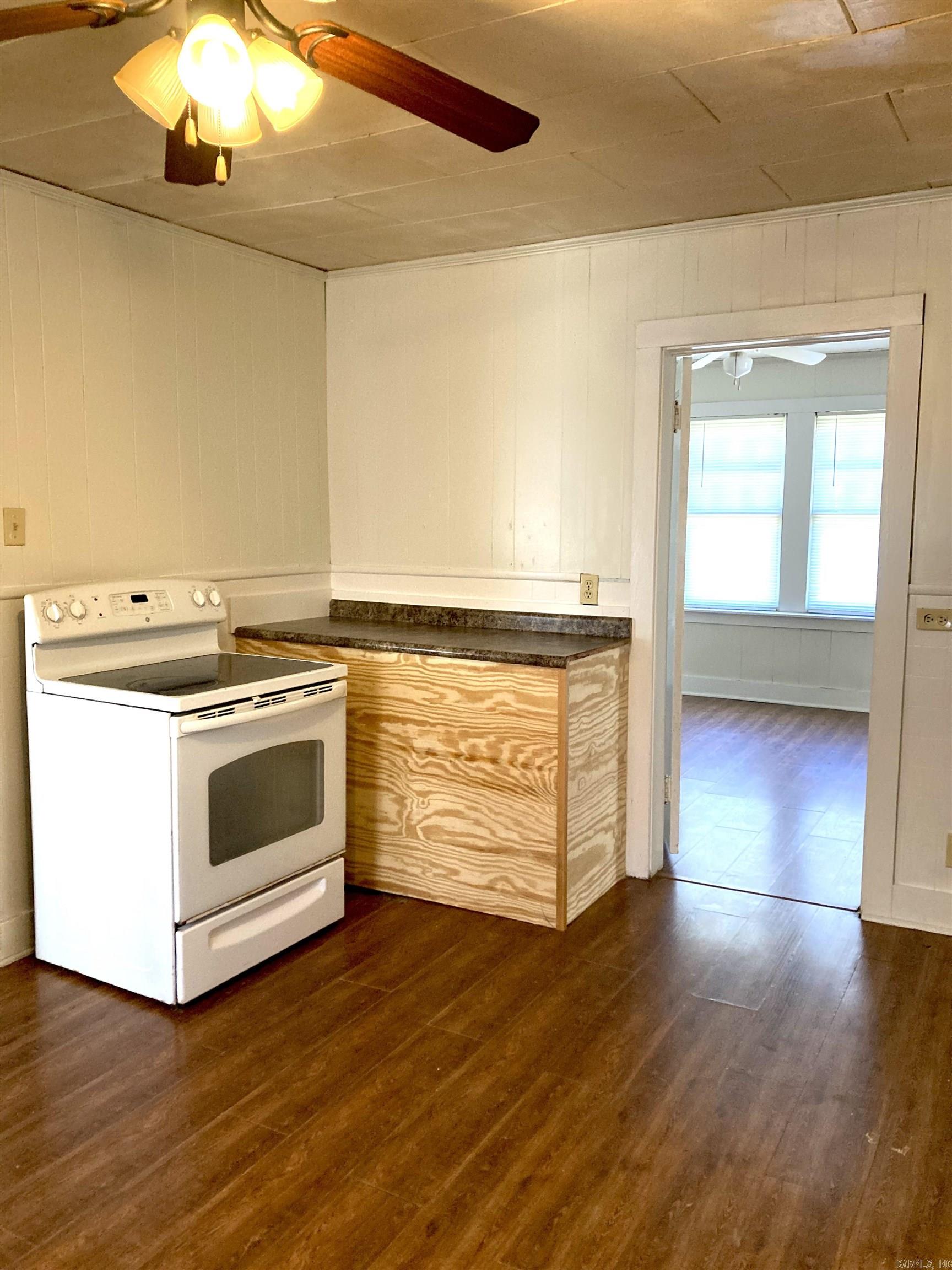 217 W 3rd  Rector, AR