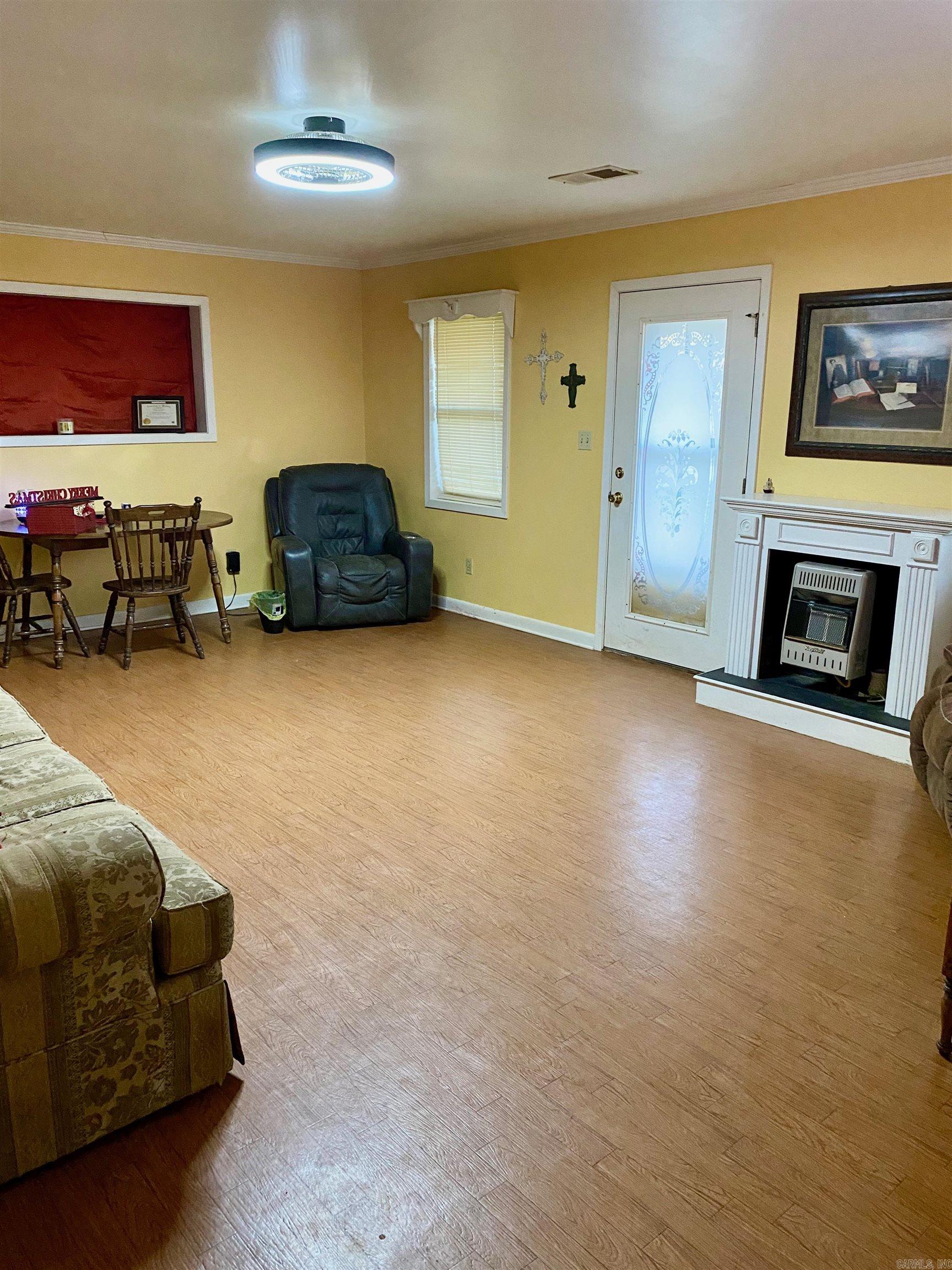 107 Sfc 810 Forrest City, AR 72335