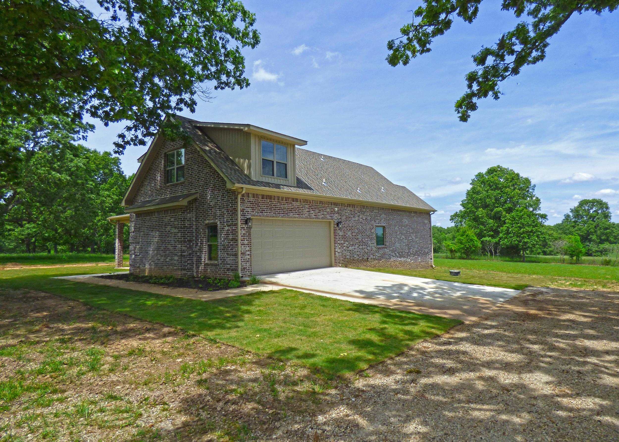 62  Highland Cove  Highland, AR