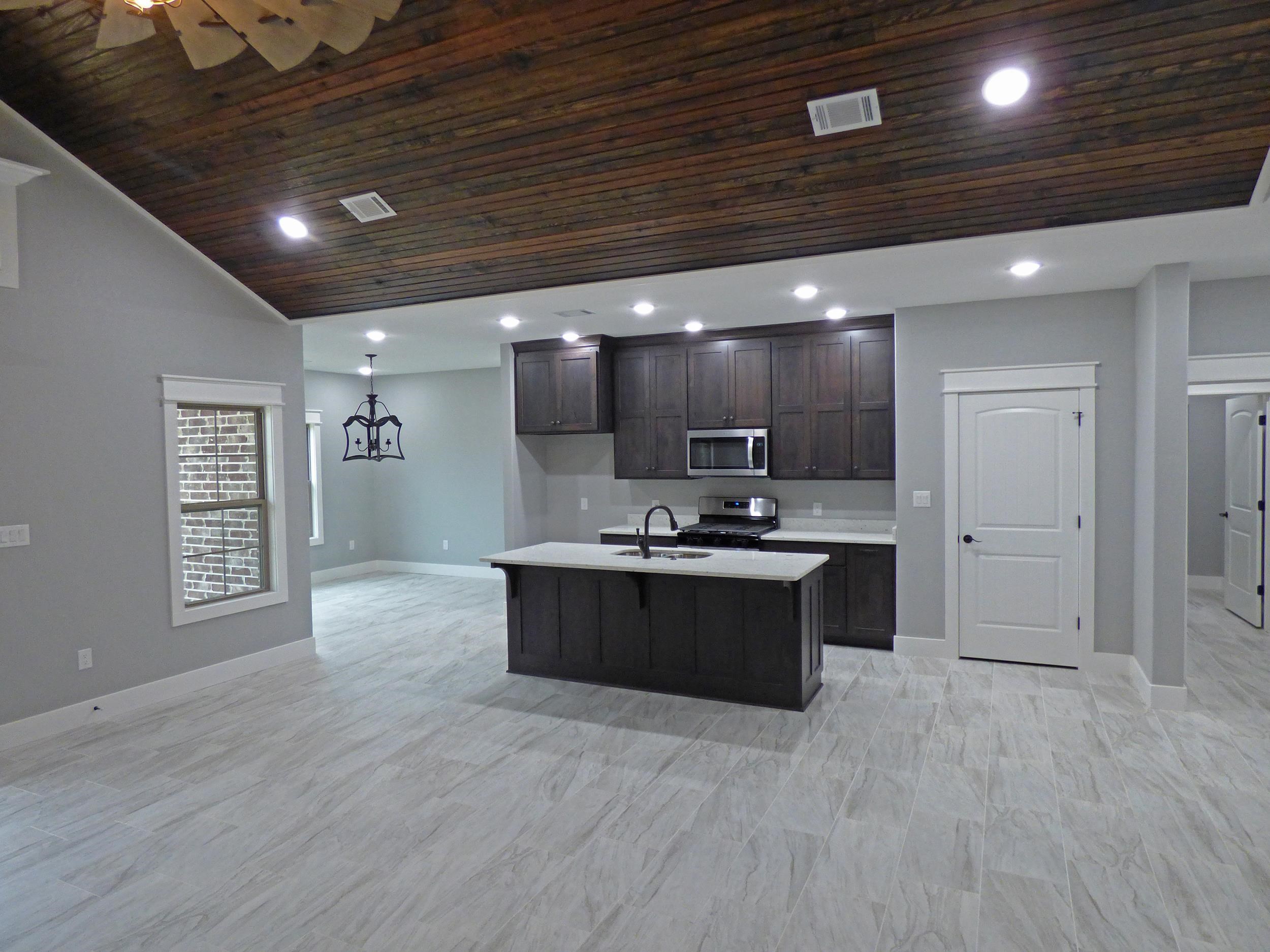 62  Highland Cove  Highland, AR