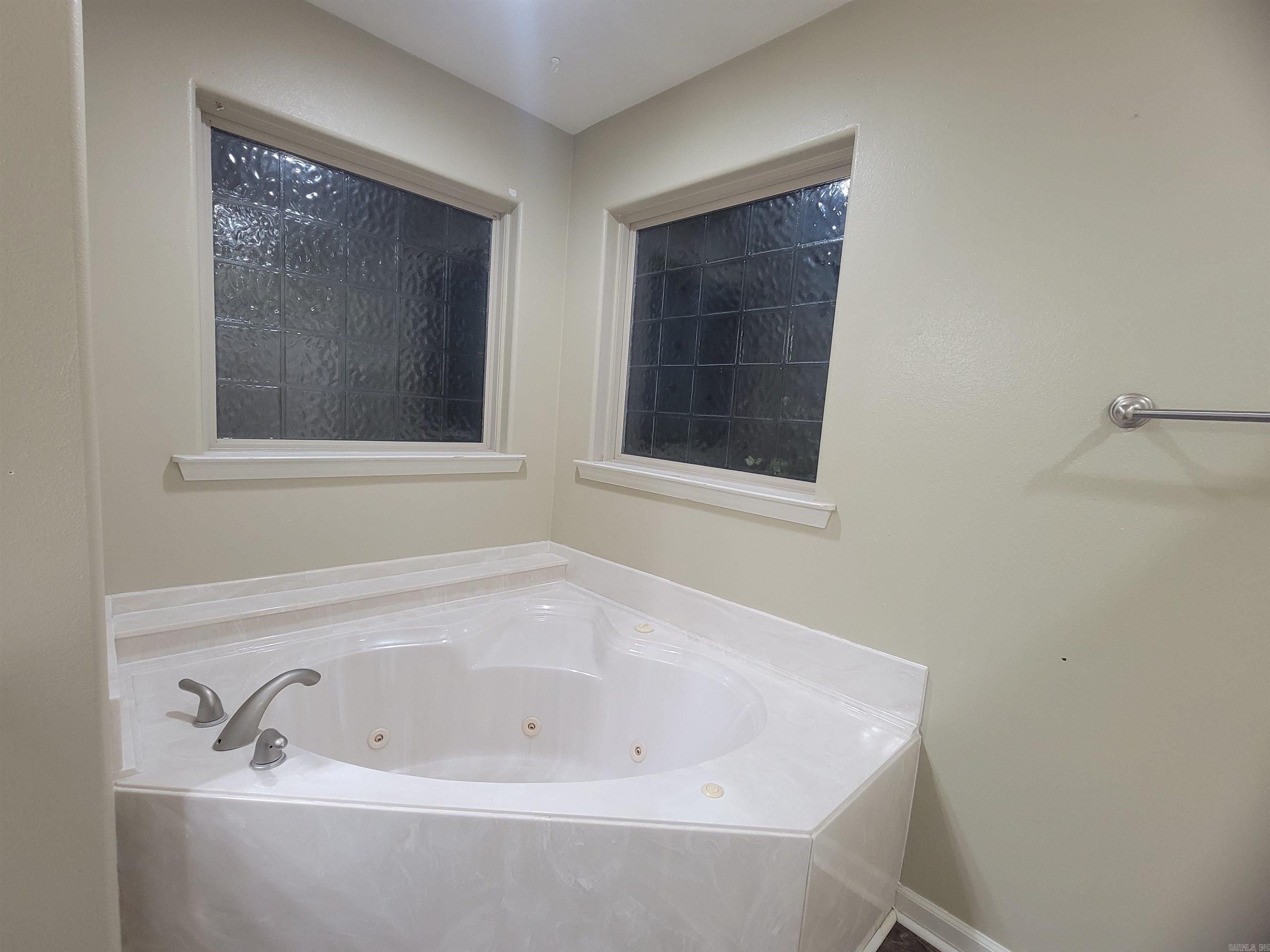 17  Dale Court  Cabot, AR