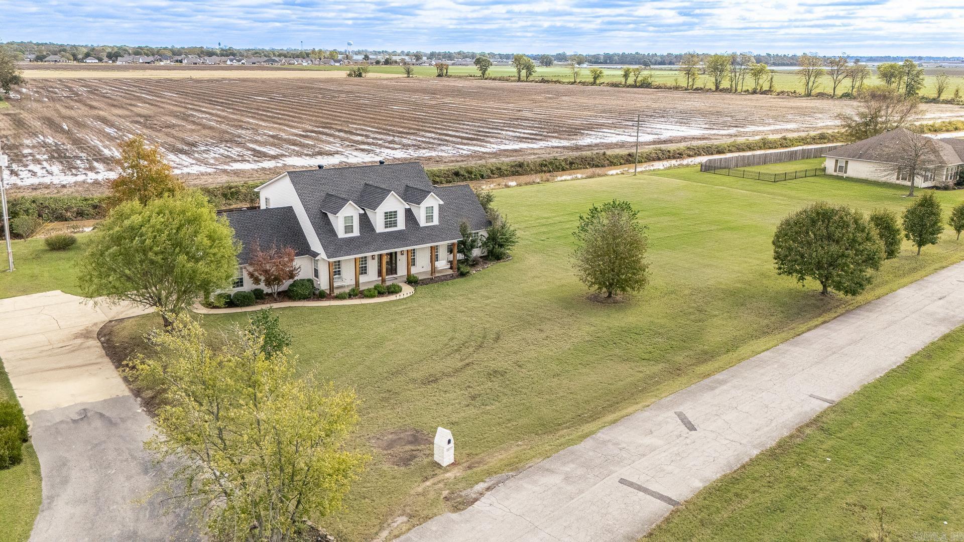 102  Reinhart  Manila, AR