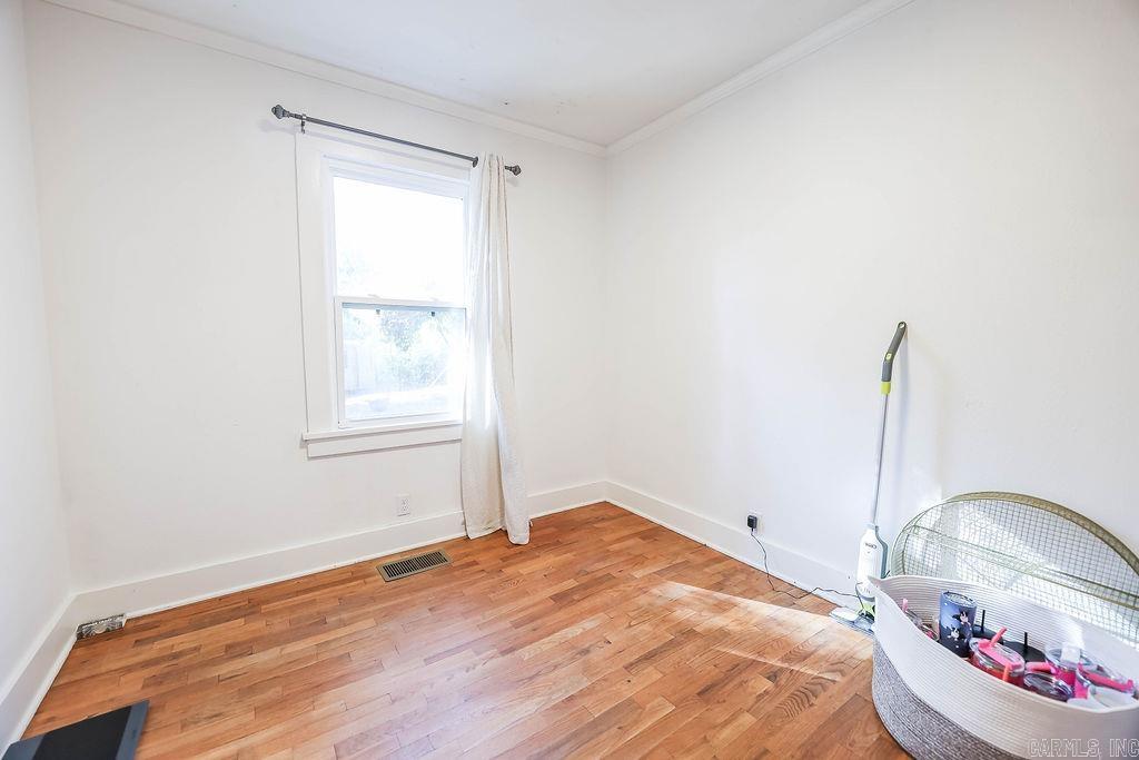 211 Sunset Rd