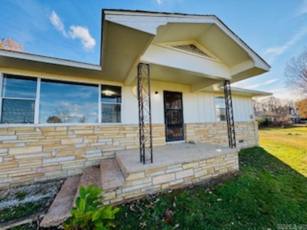 1794  Hwy 62/412  Highland, AR