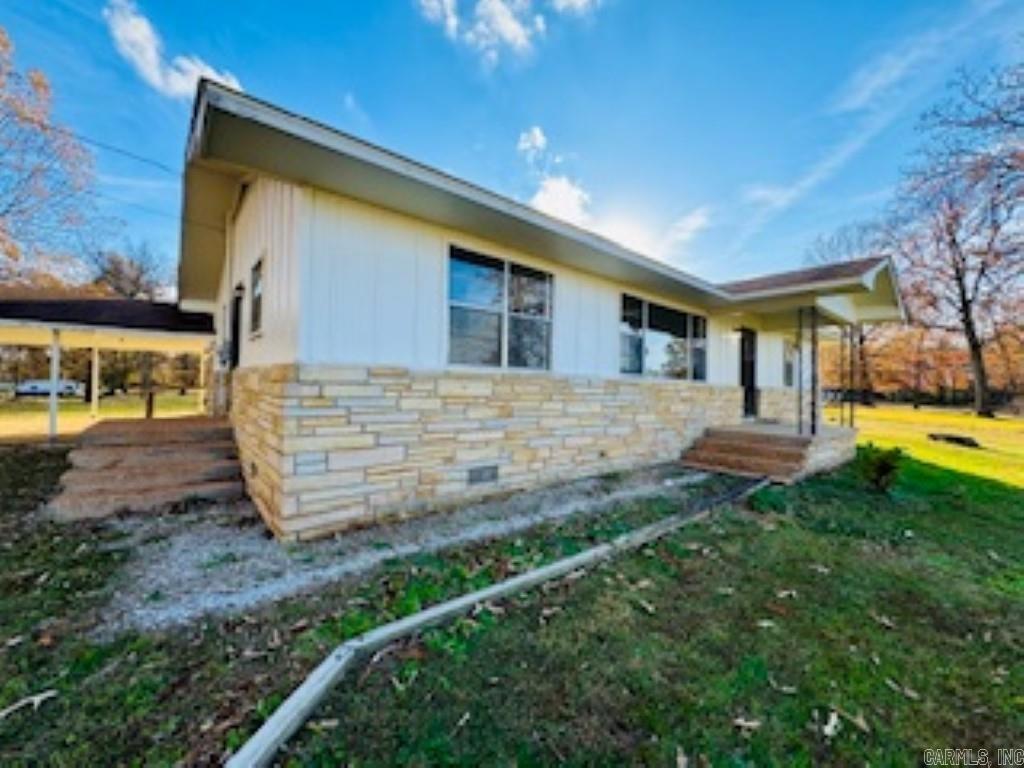 1794  Hwy 62/412  Highland, AR