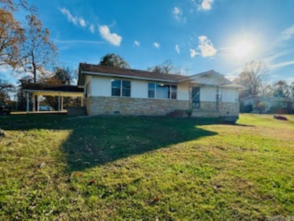 1794  Hwy 62/412  Highland, AR
