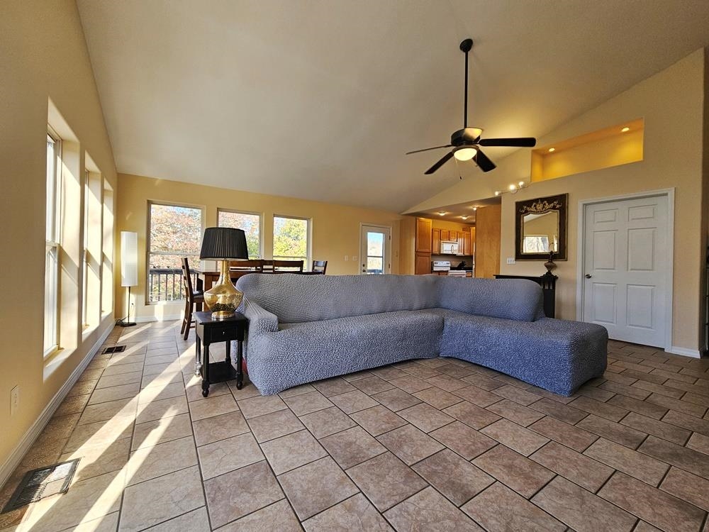 231  Loberg  Hardy, AR