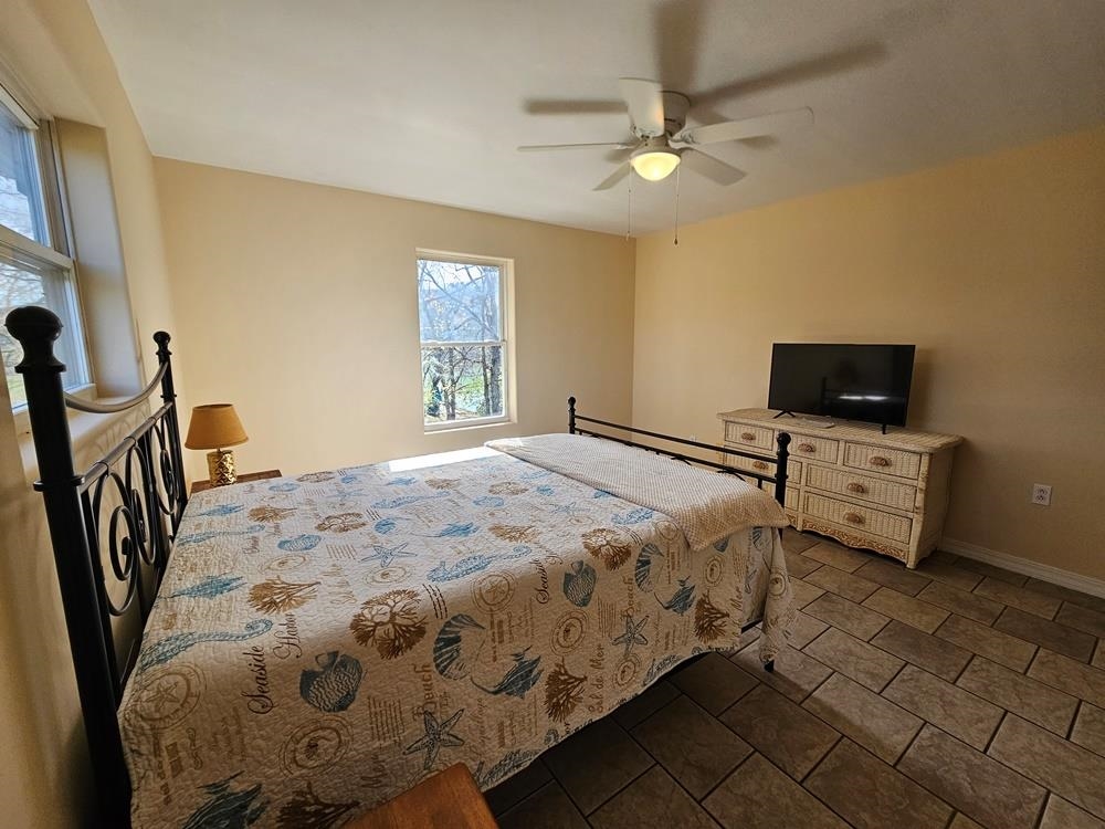 231  Loberg  Hardy, AR