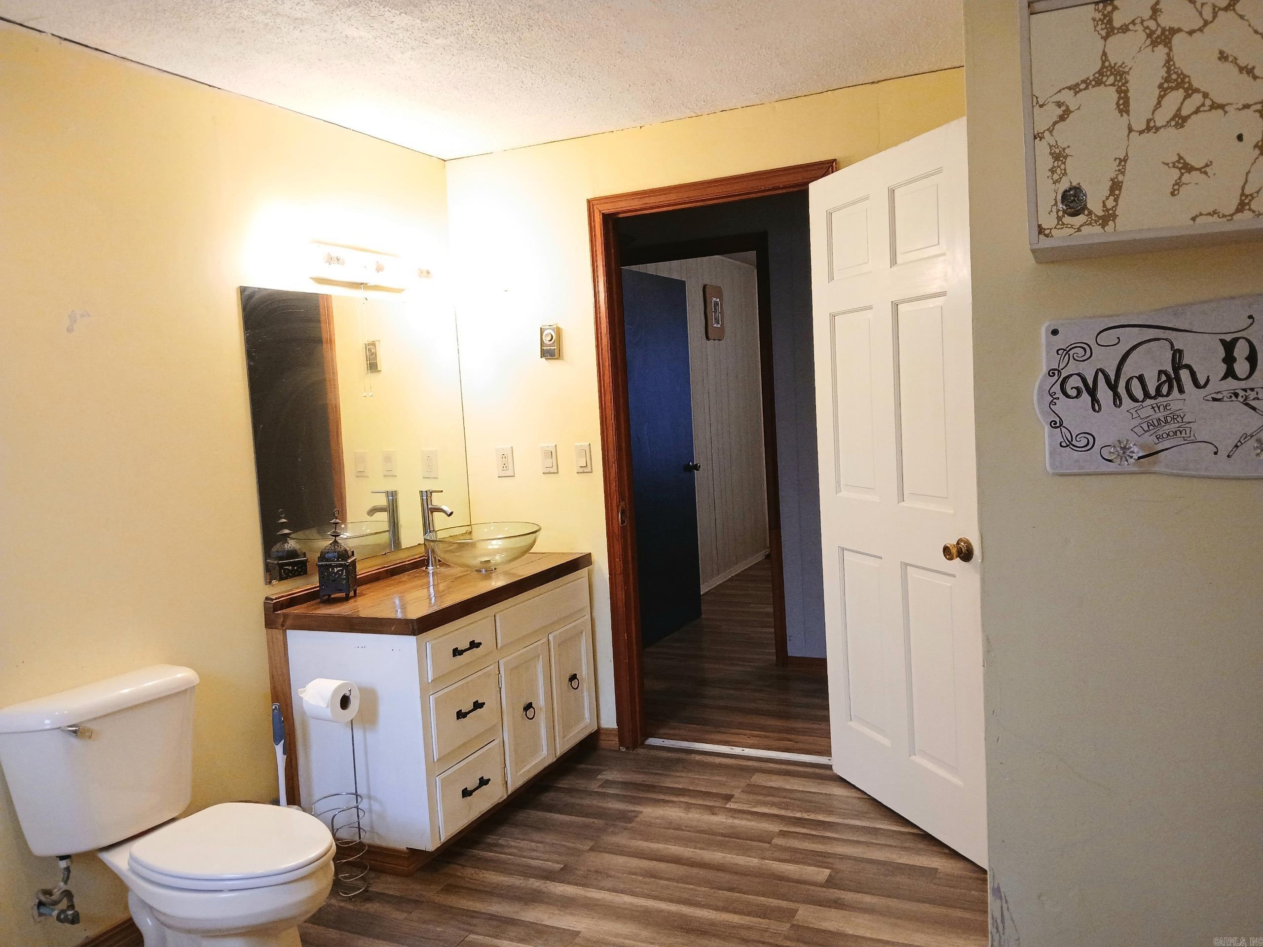 802  Casey  Leslie, AR