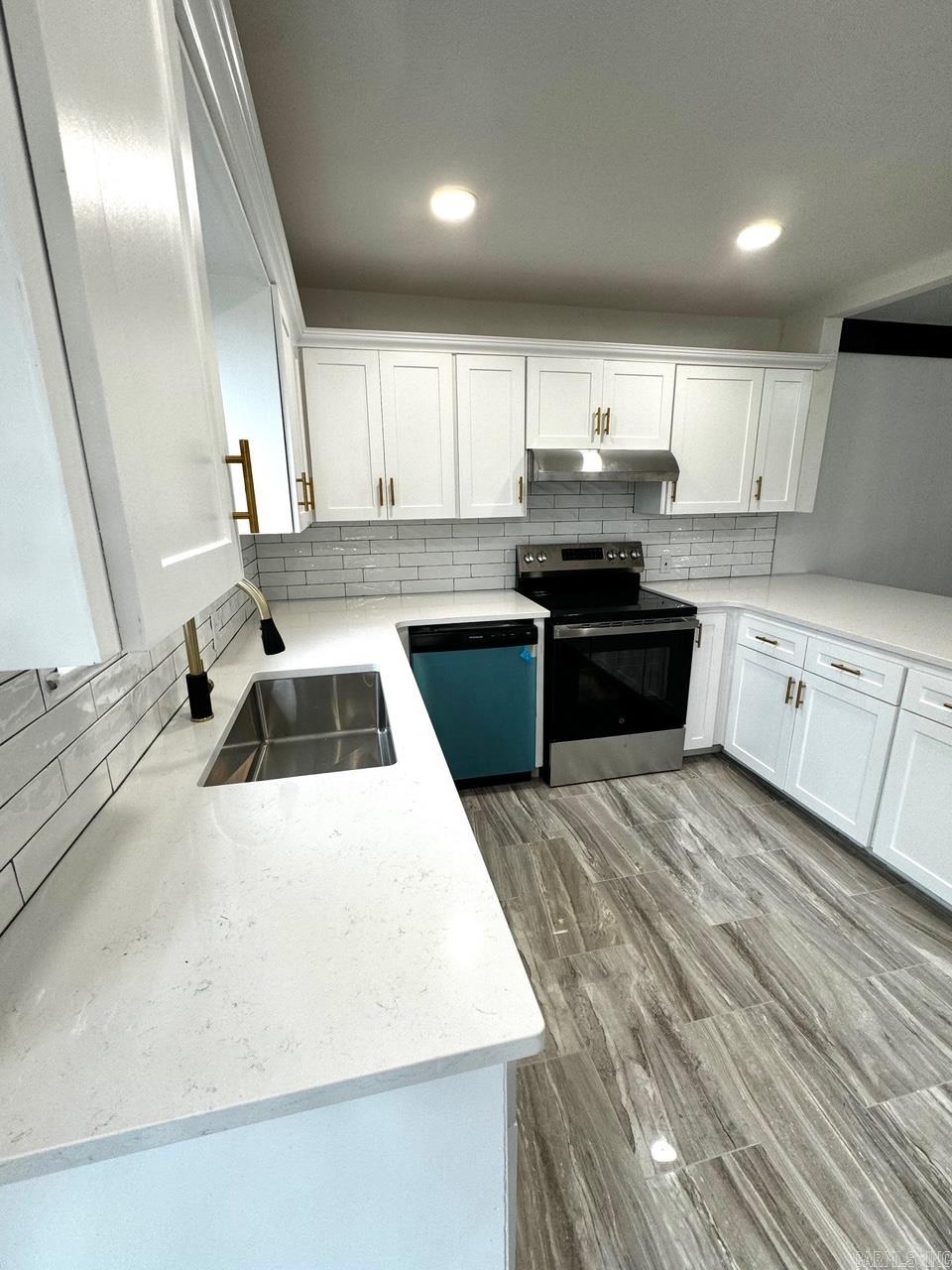 3 Lisa Lane Jacksonville, AR 72076