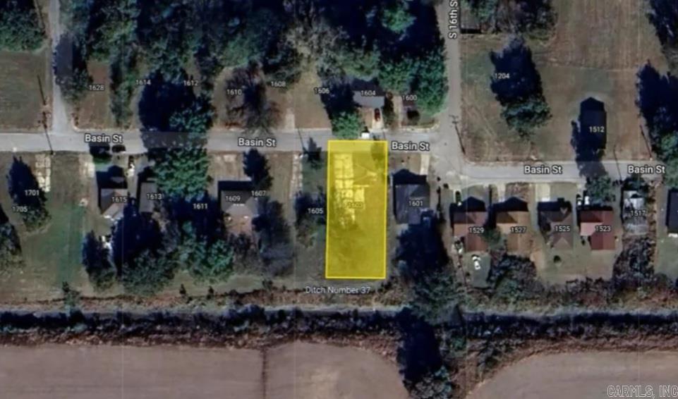 1603  Basin  Blytheville, AR