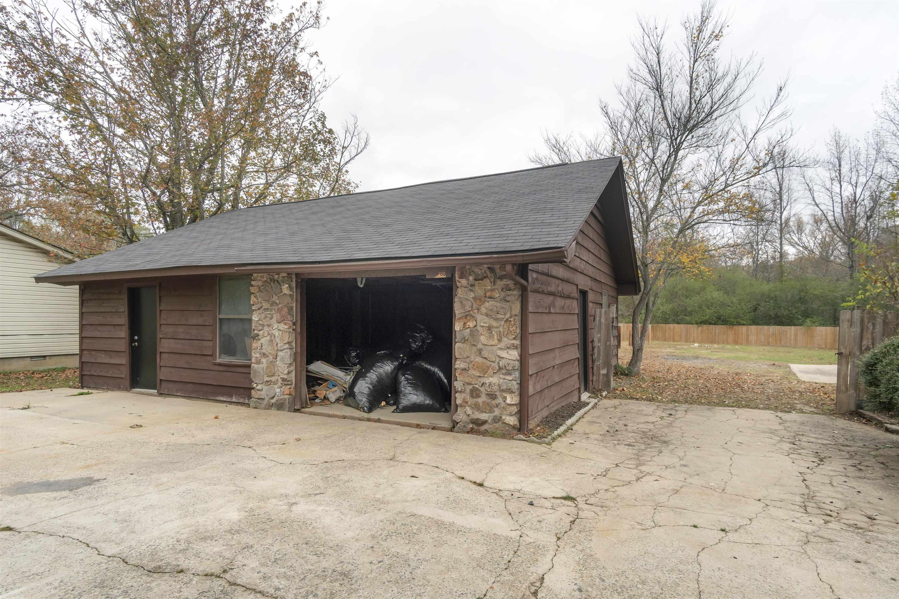 19000  Kanis  Little Rock, AR