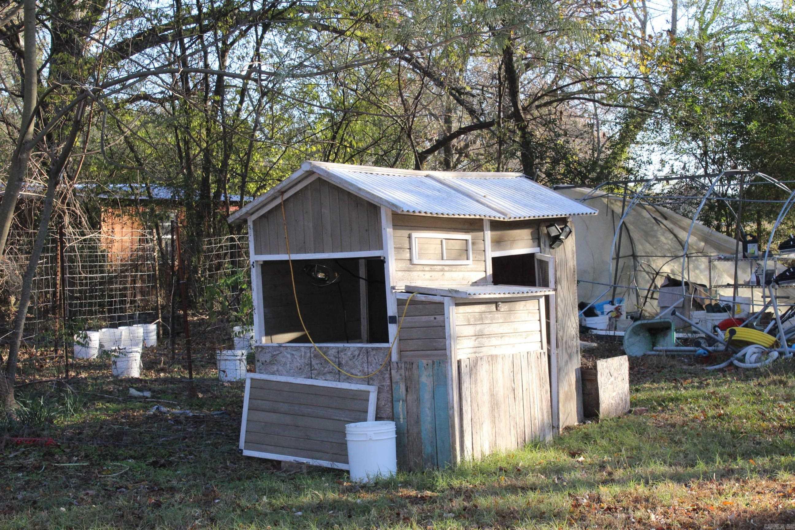 154 W Johnson  Hatfield, AR