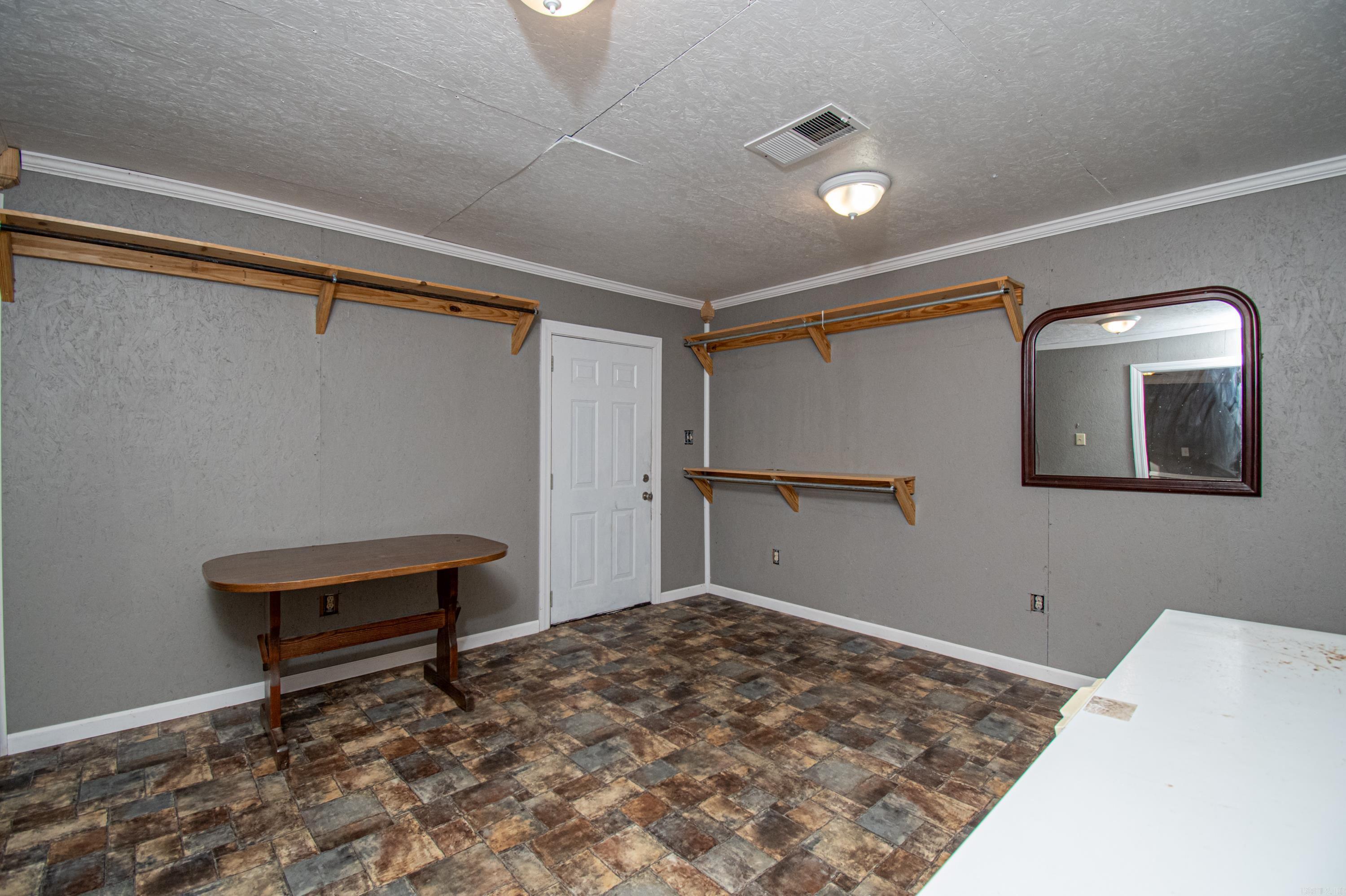 111 N Munn St  Warren, AR