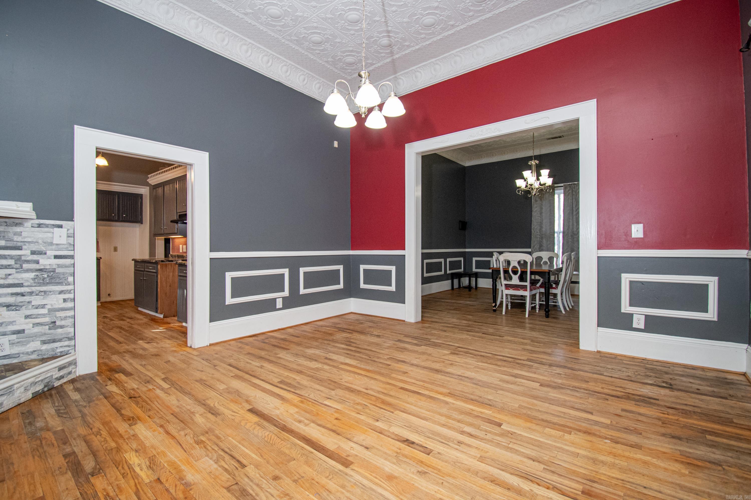 111 N Munn St  Warren, AR