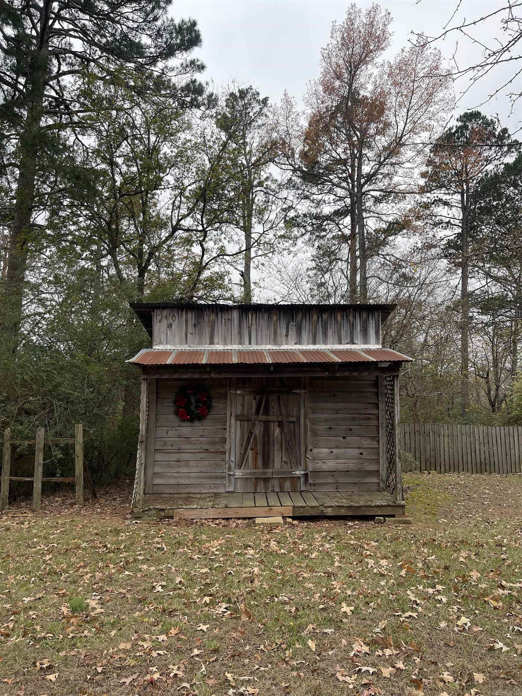 1905  Bethesda  Mena, AR