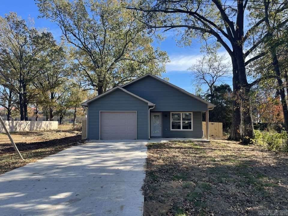 207 N Jackson  Cabot, AR