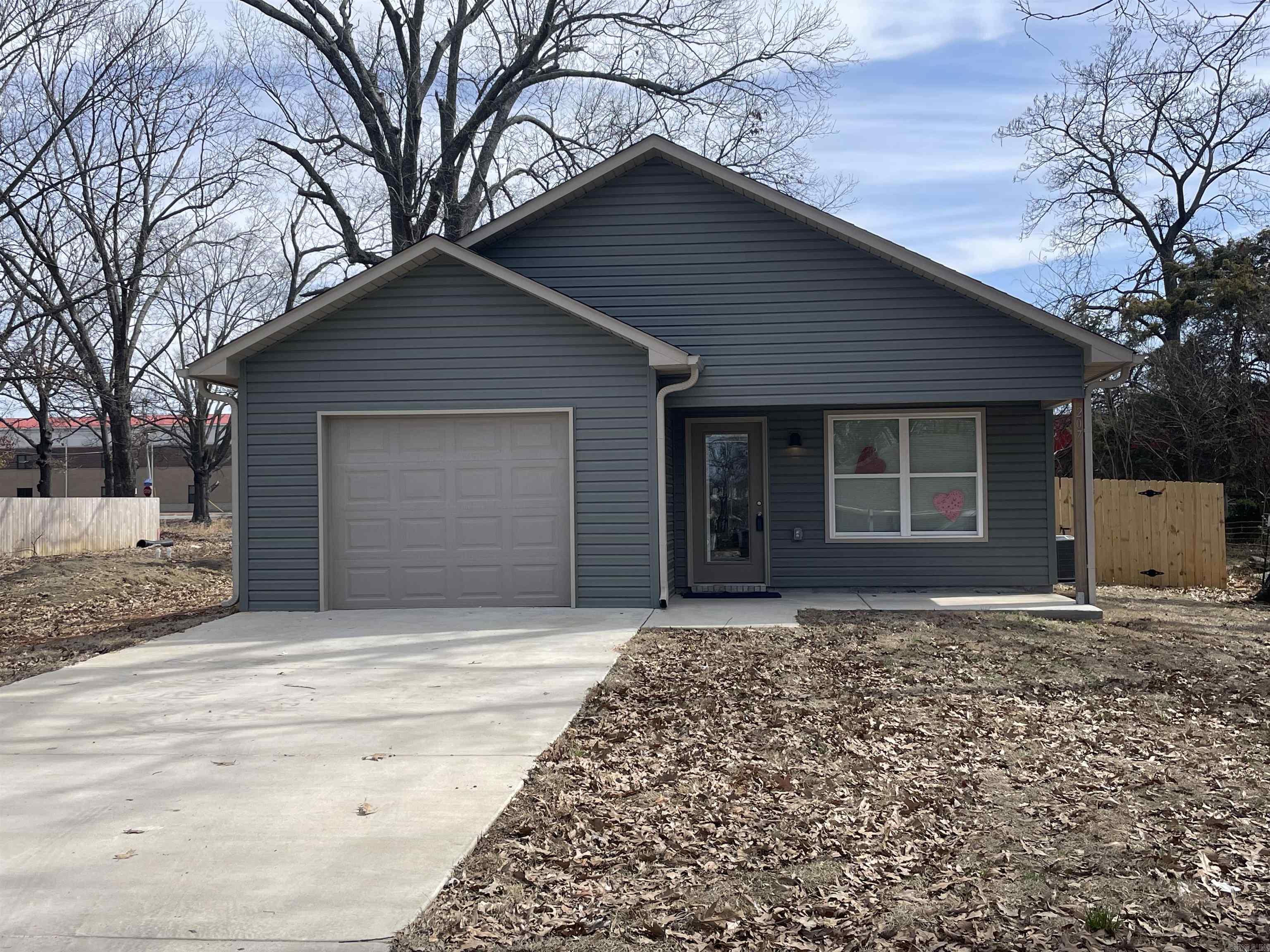 207 N Jackson  Cabot, AR