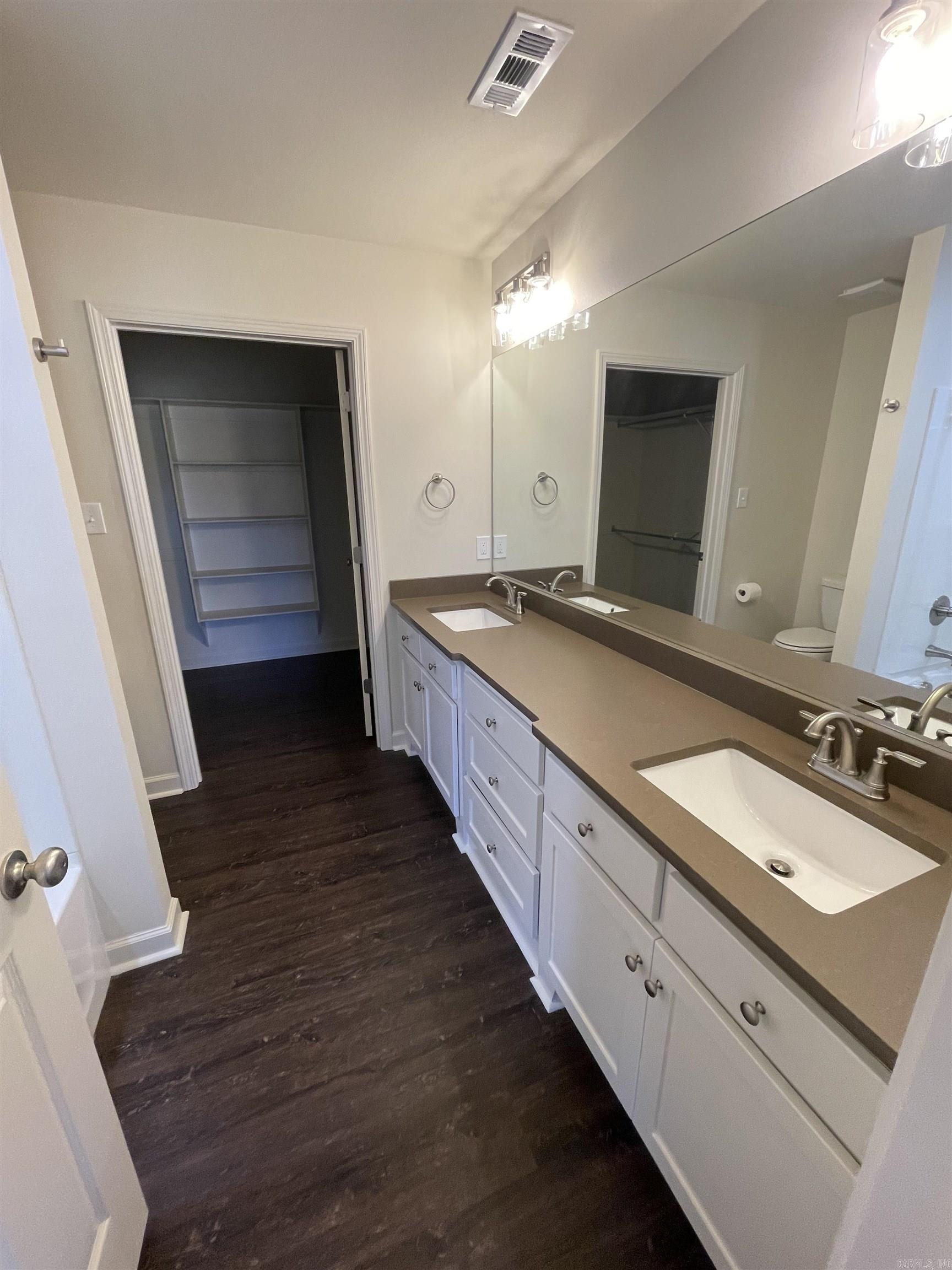 207 N Jackson  Cabot, AR