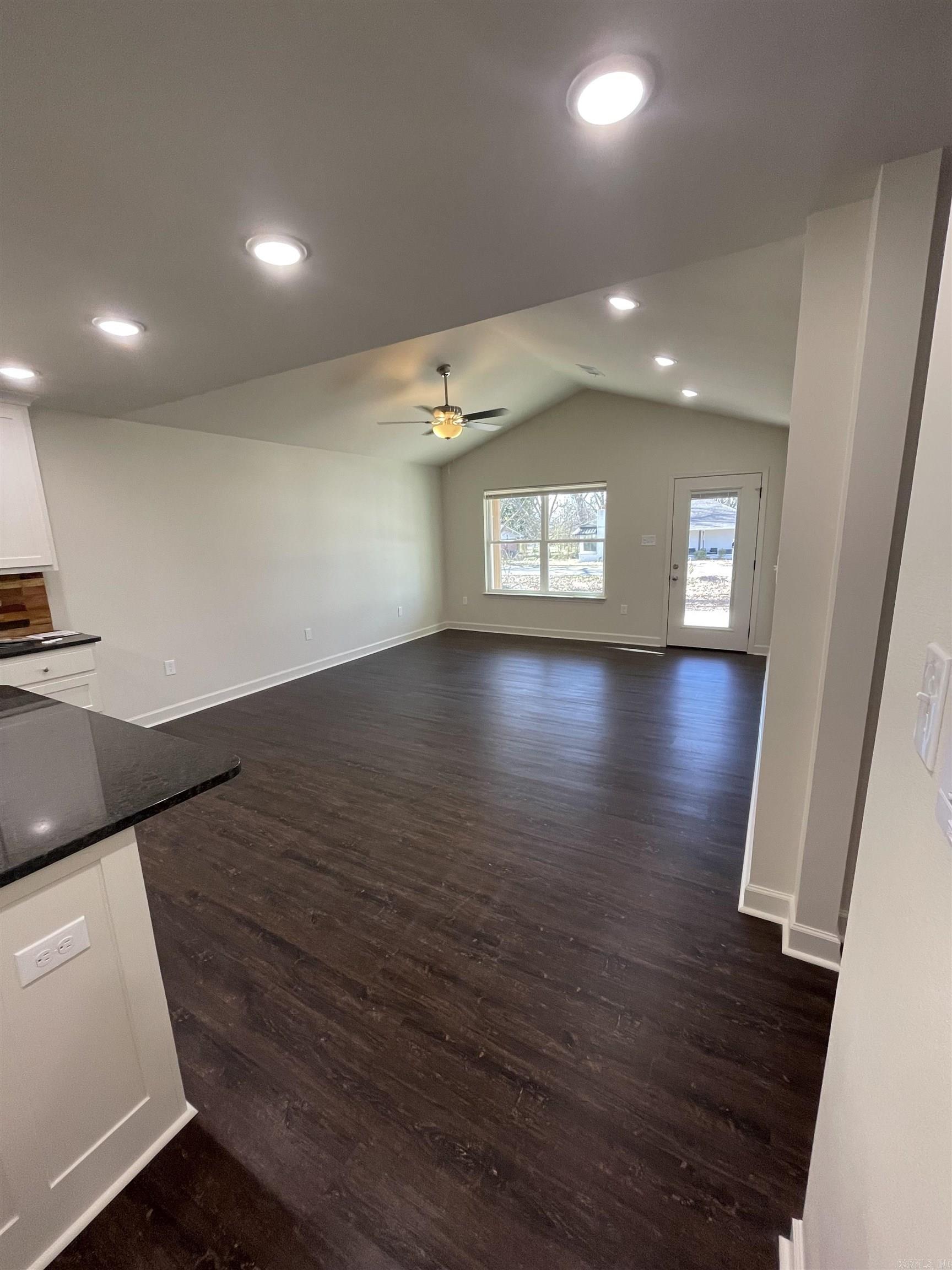 207 N Jackson  Cabot, AR