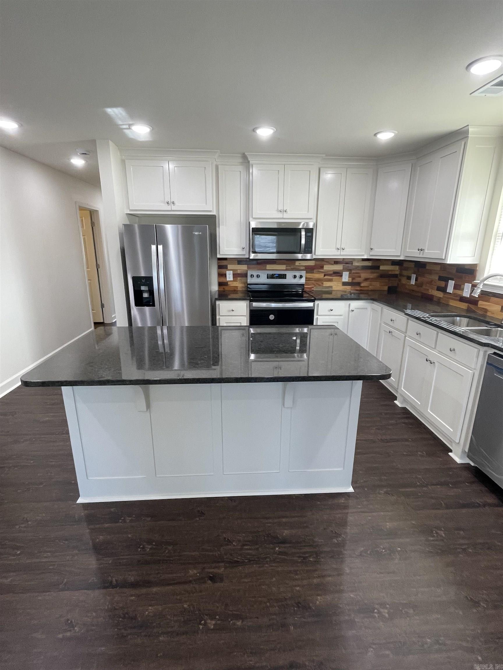 207 N Jackson  Cabot, AR