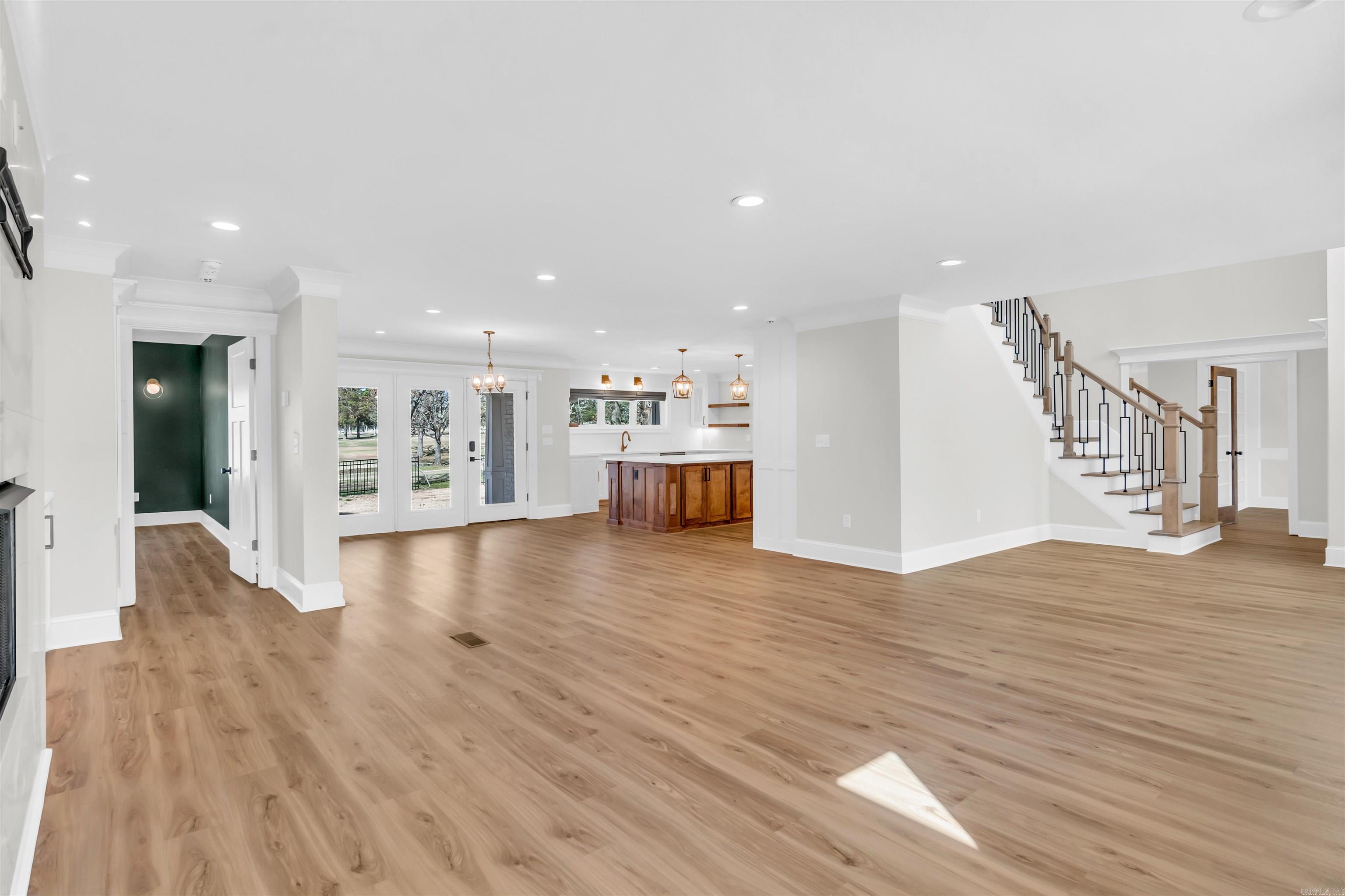 13  Country Club  Searcy, AR