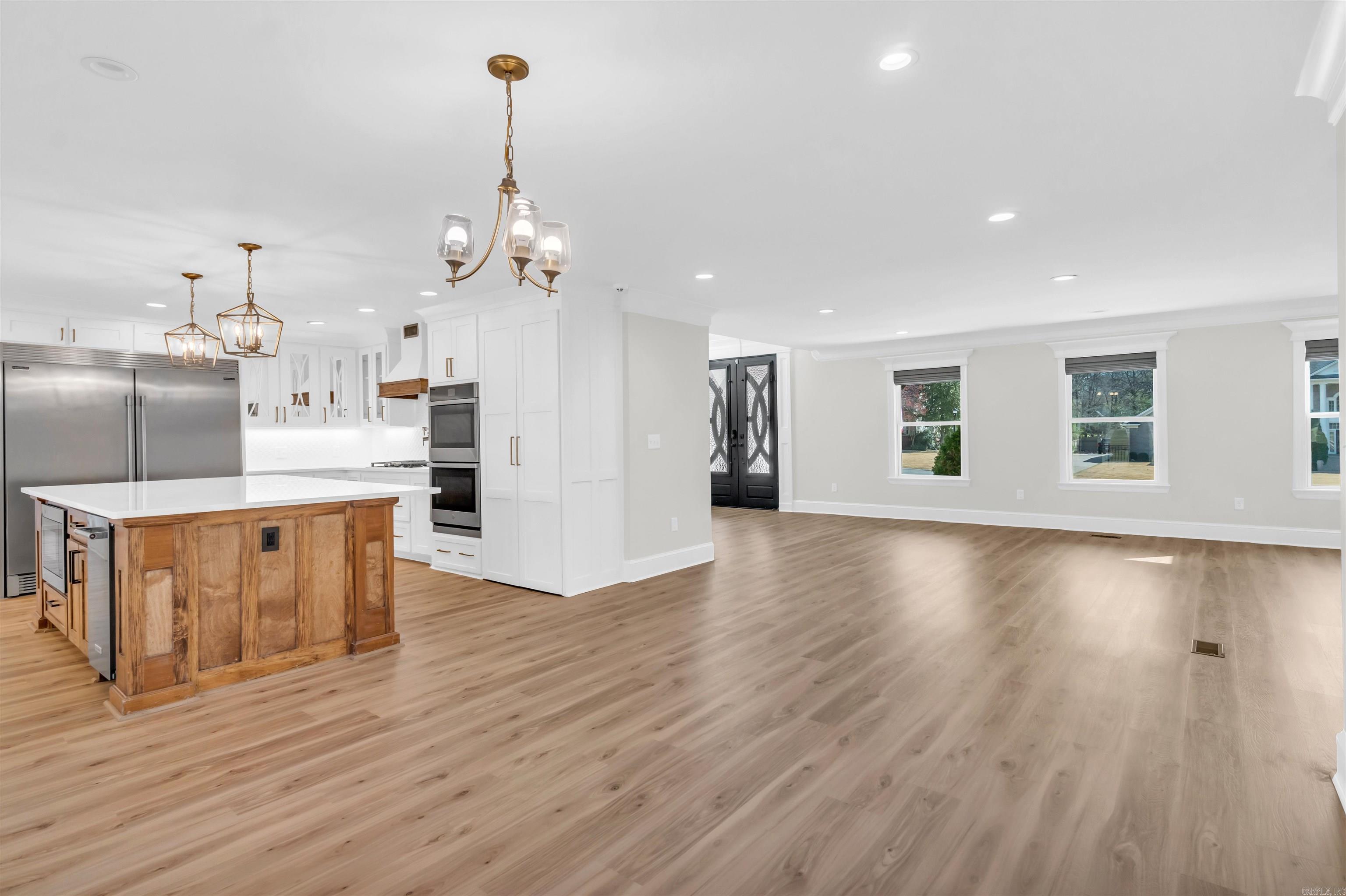 13  Country Club  Searcy, AR