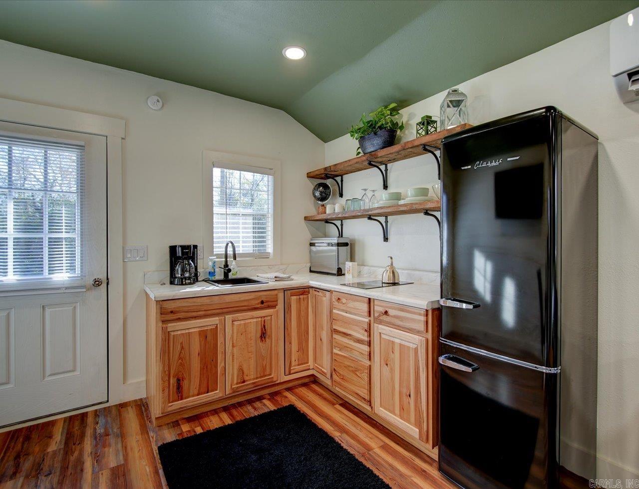 412  Danville  Hot Springs, AR