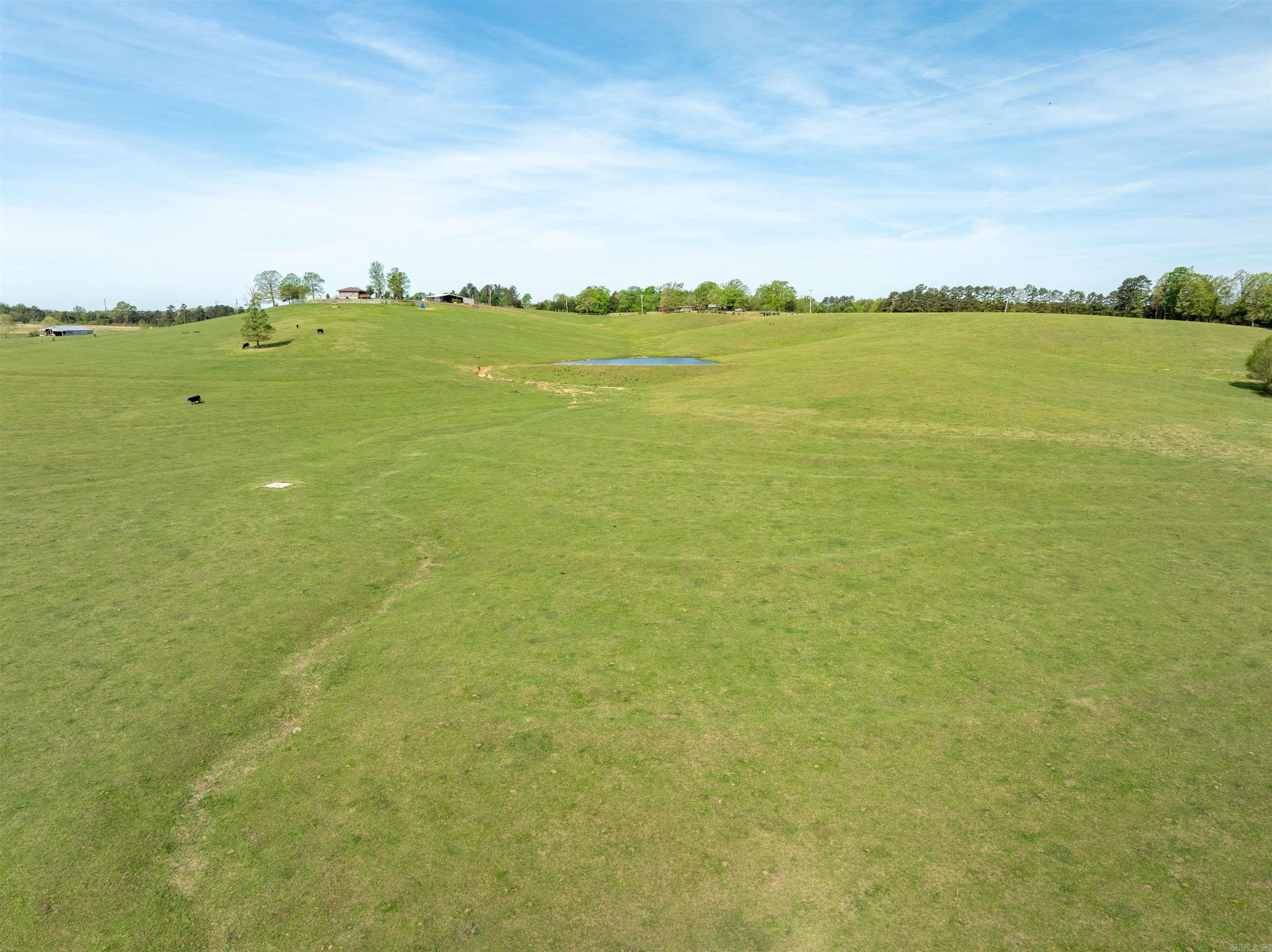 330 W AR HWY 58  Melbourne, AR