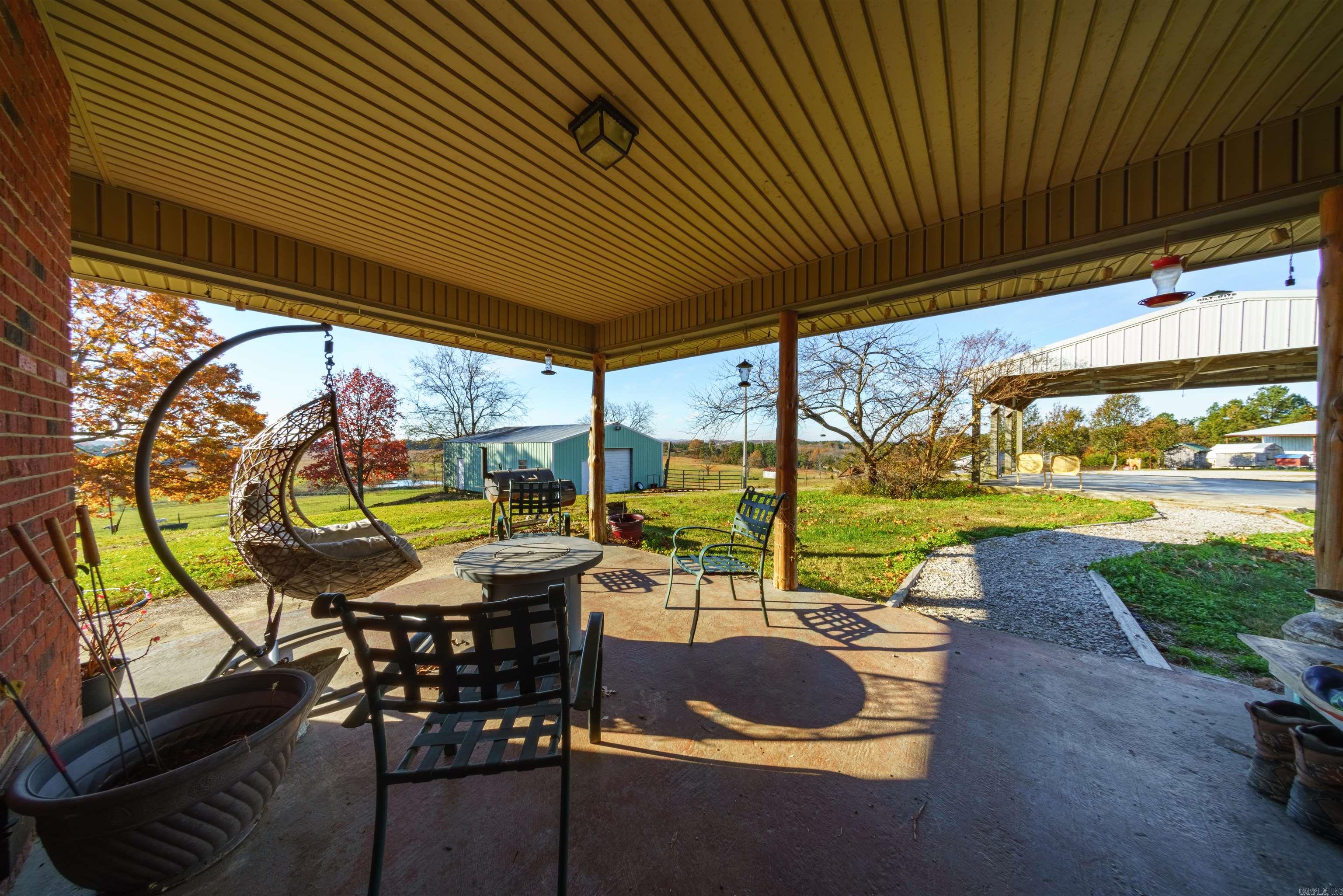 330 W AR HWY 58  Melbourne, AR