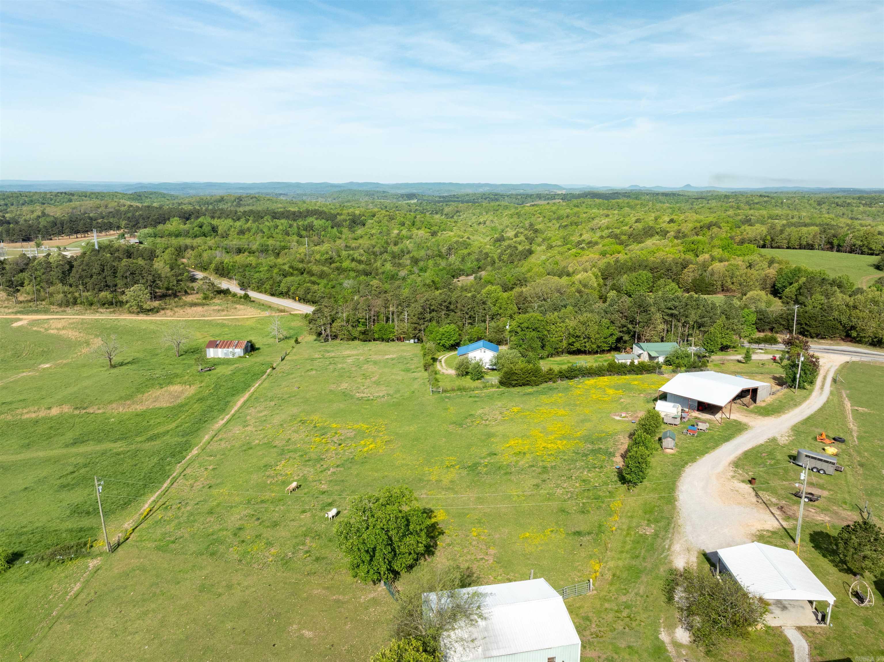 330 W AR HWY 58  Melbourne, AR