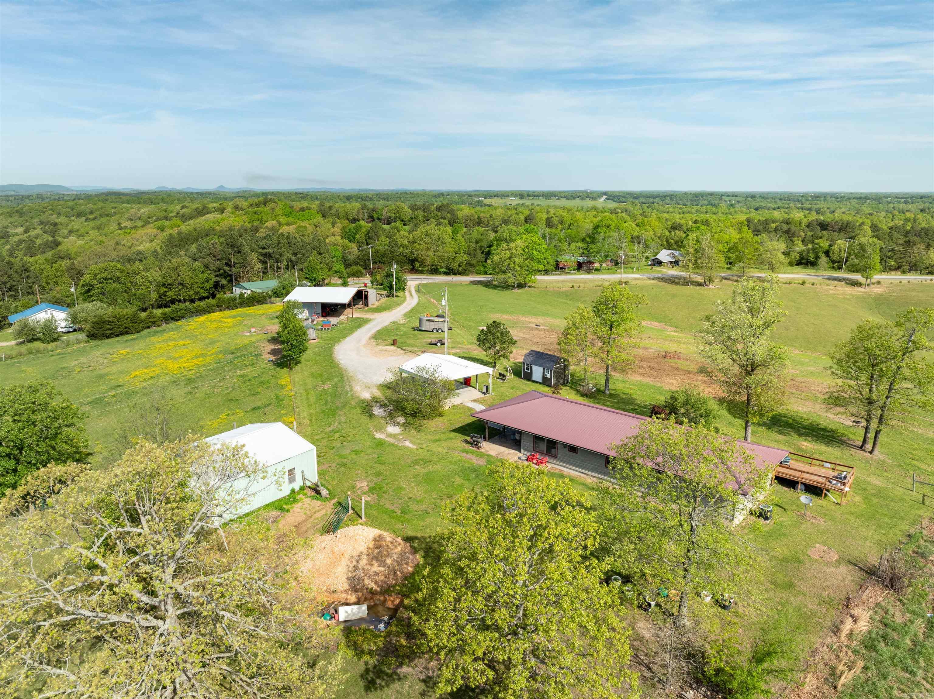 330 W AR HWY 58  Melbourne, AR
