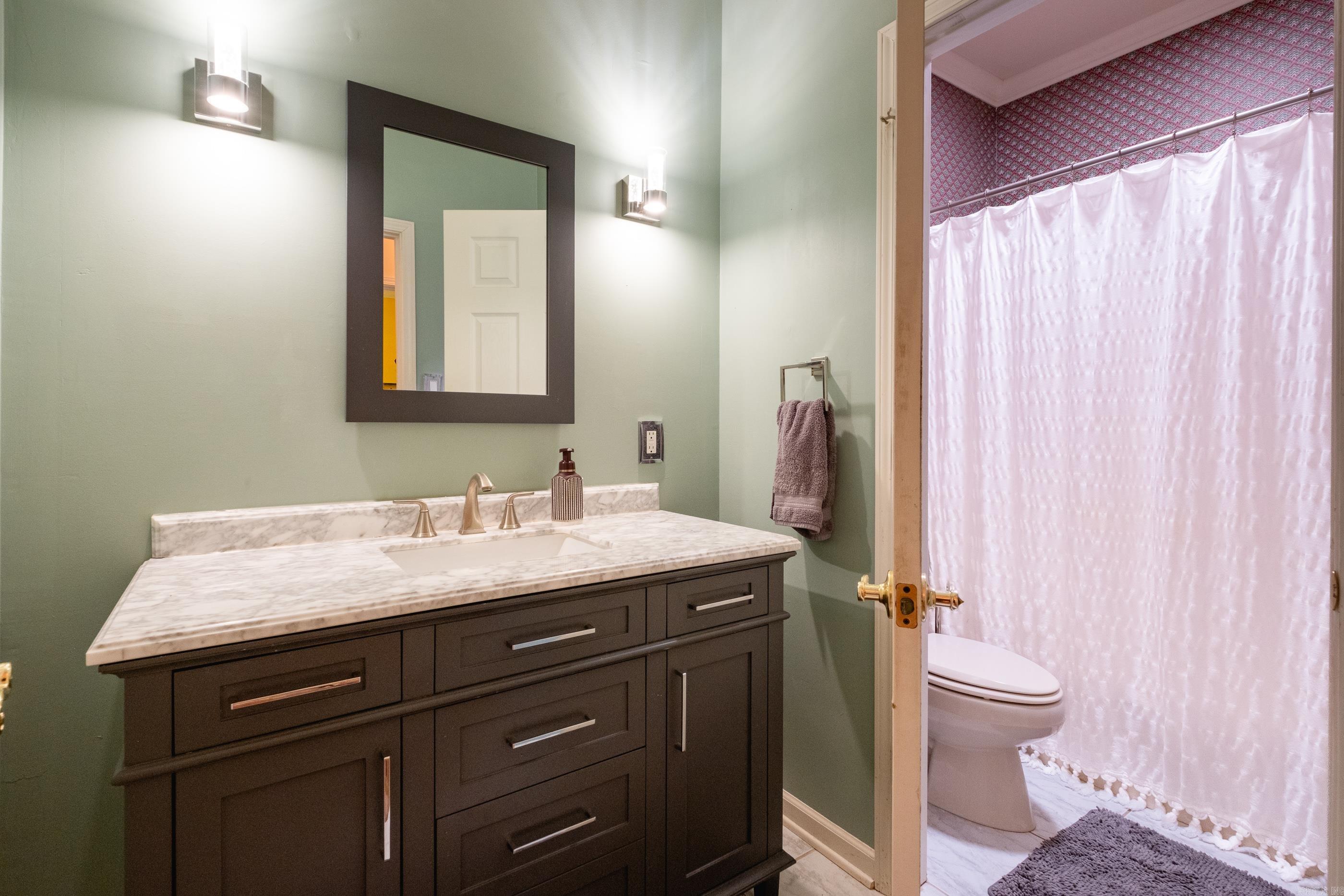 2109  Westport  Little Rock, AR