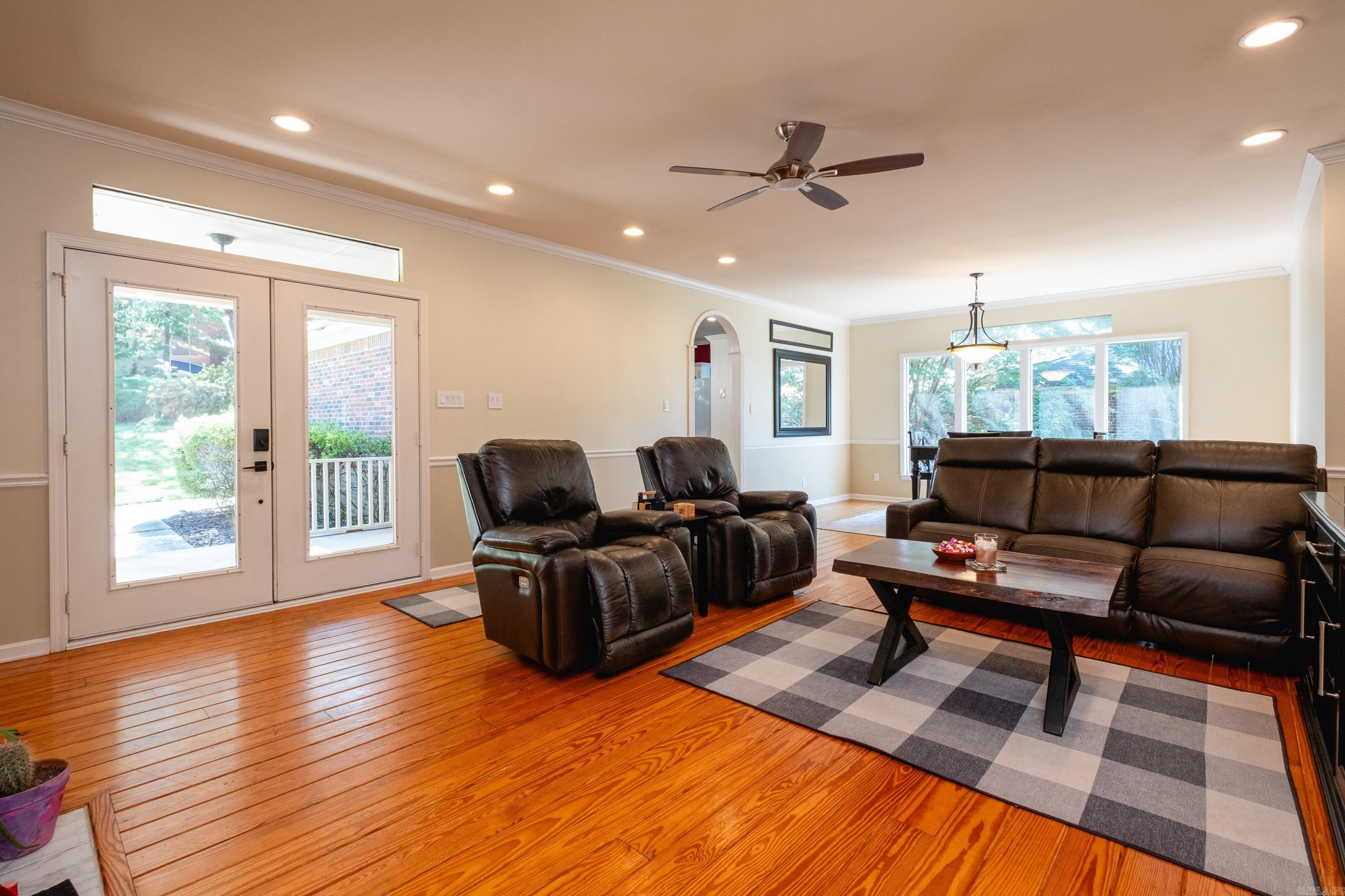 2109  Westport  Little Rock, AR
