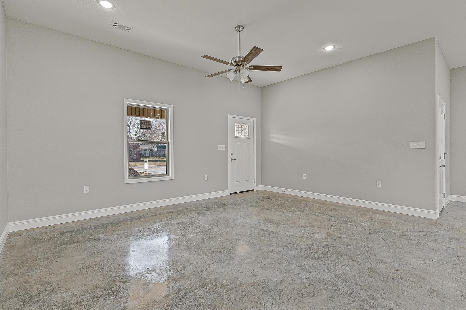 120 Pecan  Lake City, AR