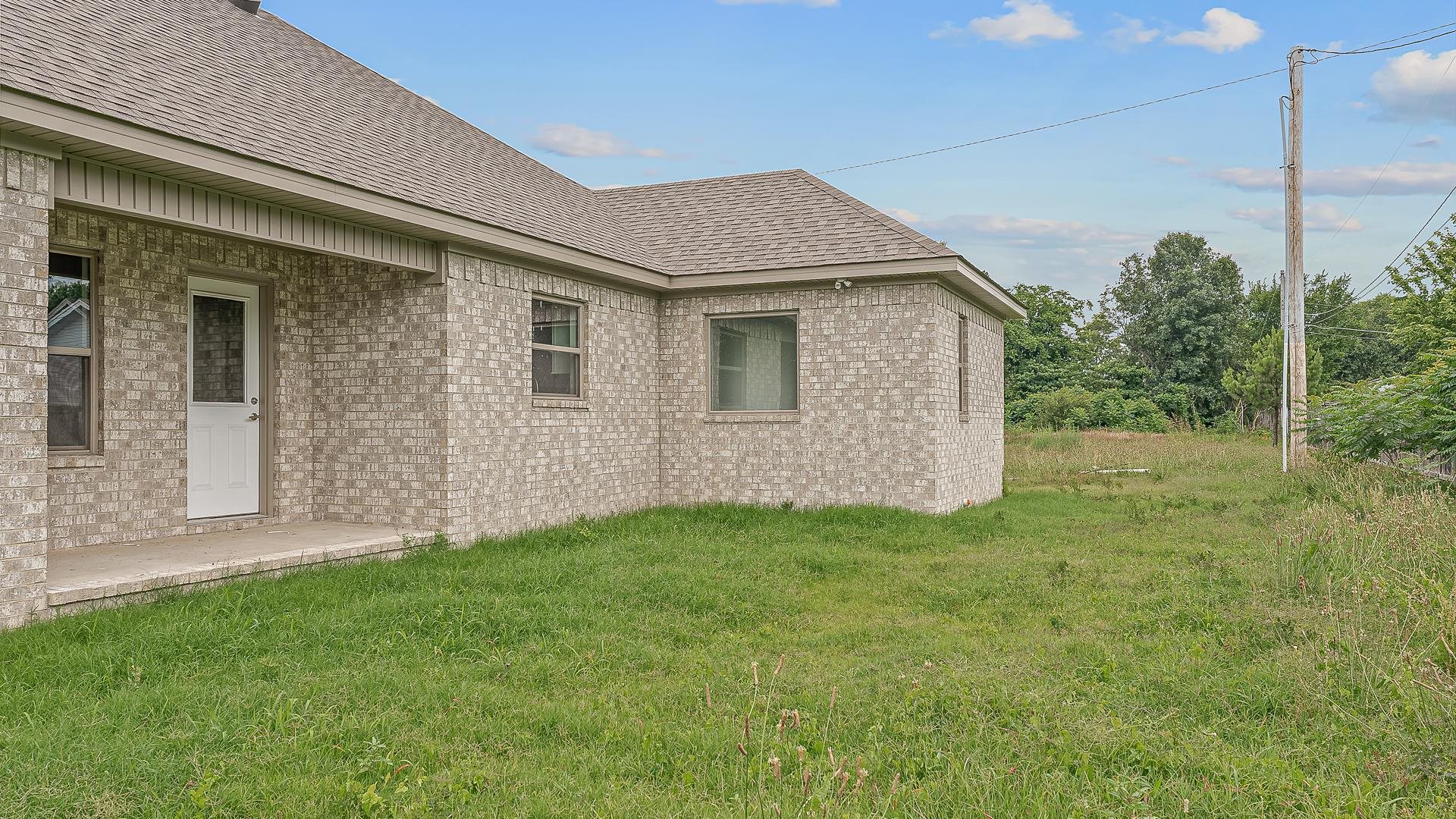 120 Pecan  Lake City, AR