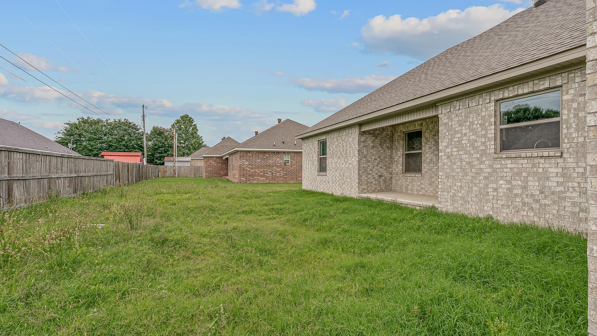 120 Pecan  Lake City, AR
