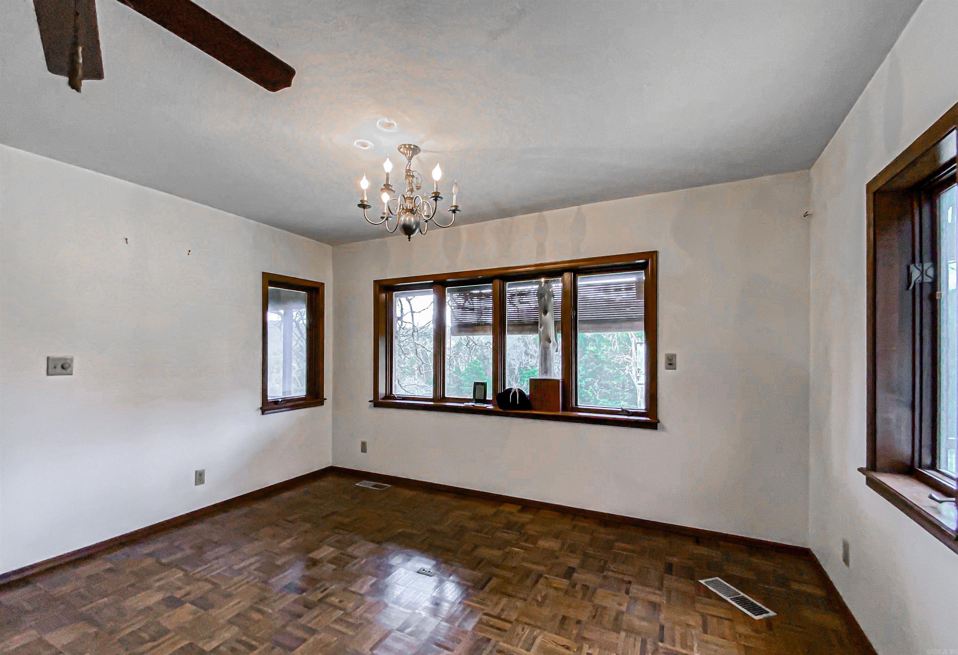 35  MC 6023  Yellville, AR